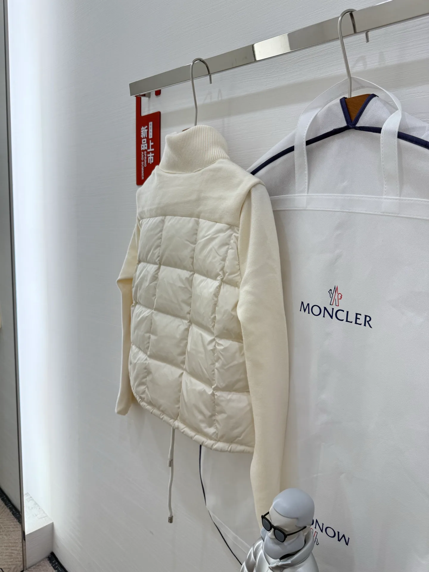 Куртки И Пуховики Женские Moncler 18825208