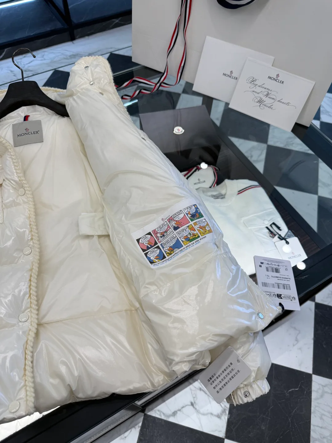 Куртки И Пуховики Женские Moncler 18741287