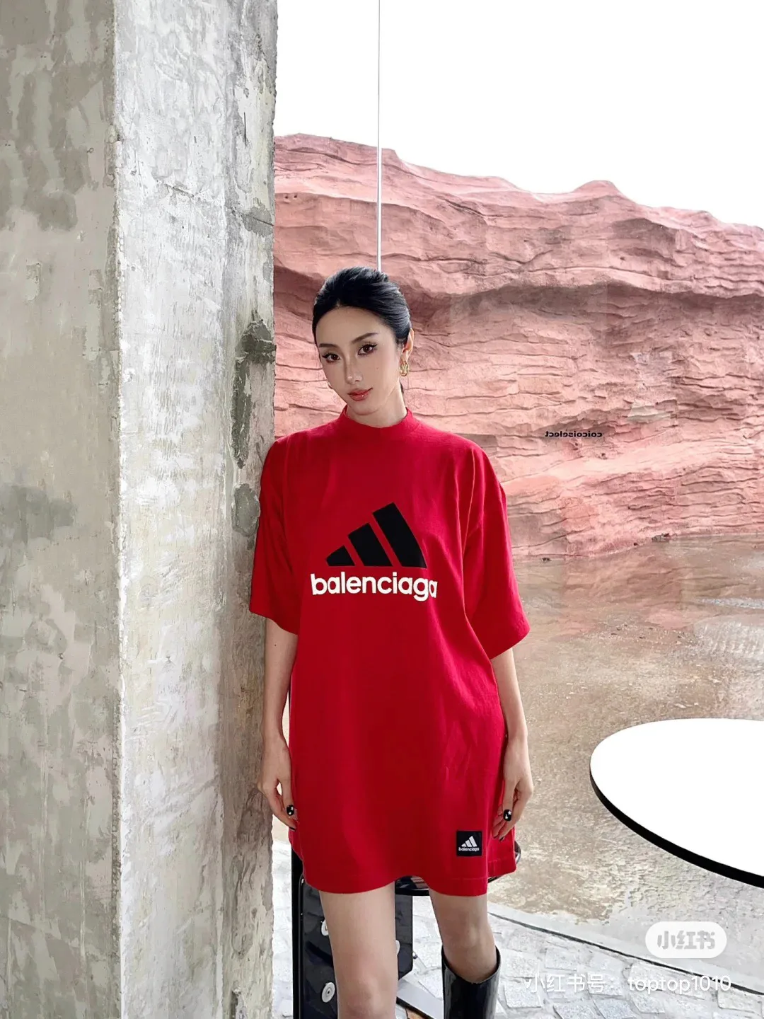 Футболки Женские Balenciaga 18190951