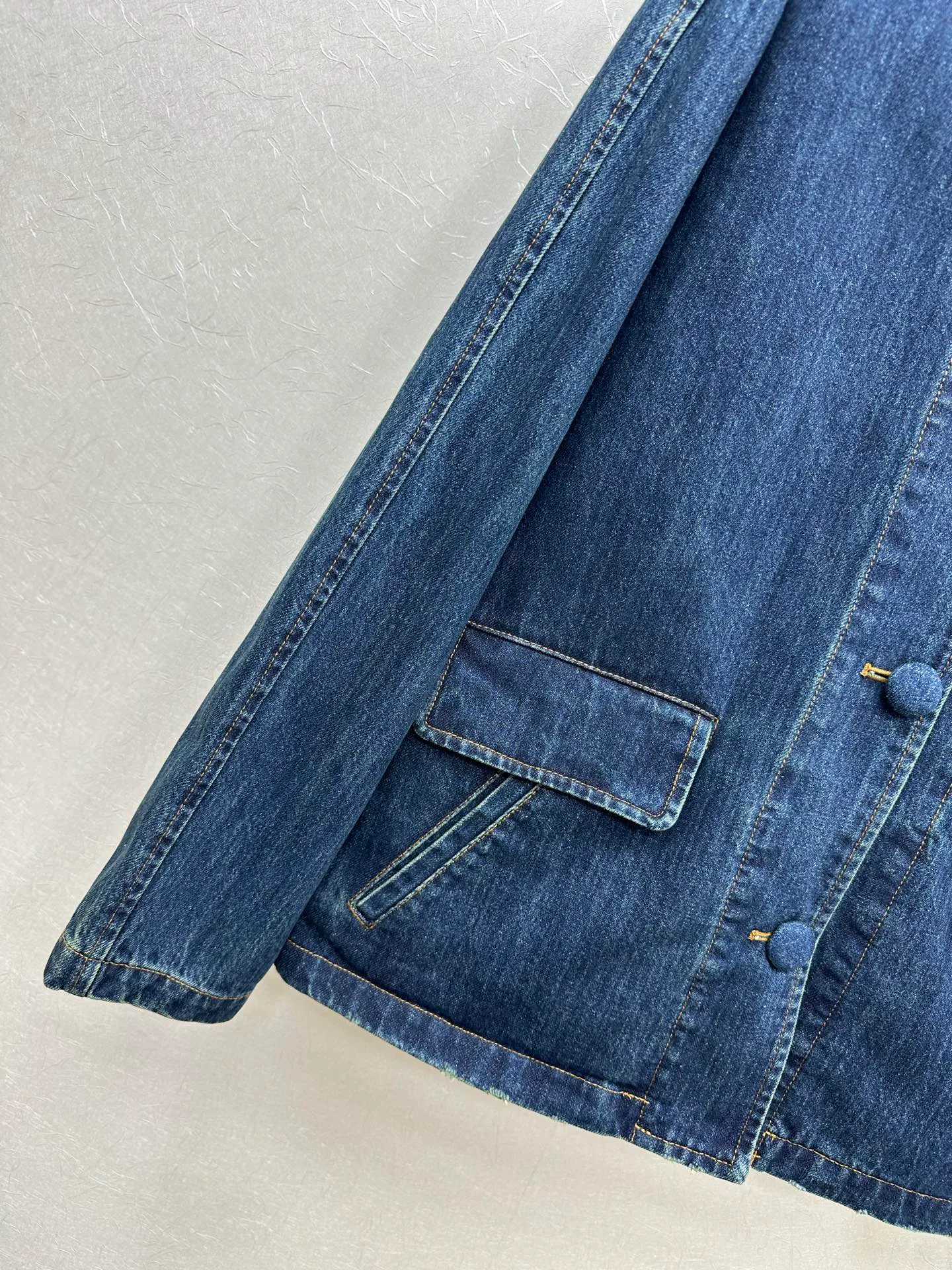 Куртки И Пуховики Женские Prada 2015060