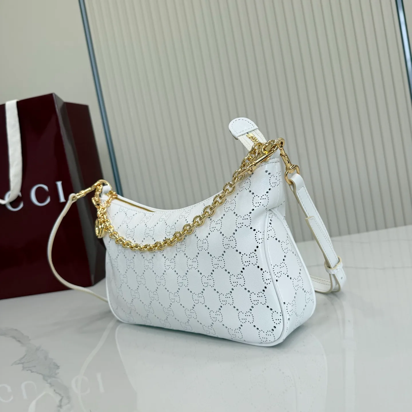 Классические Сумки Женские Gucci 17872501