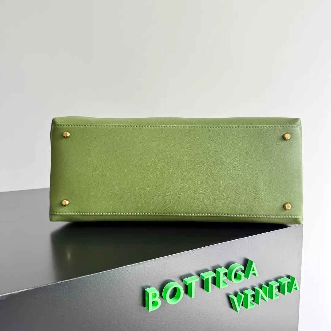 Классические Сумки Женские Bottega Veneta 16878907