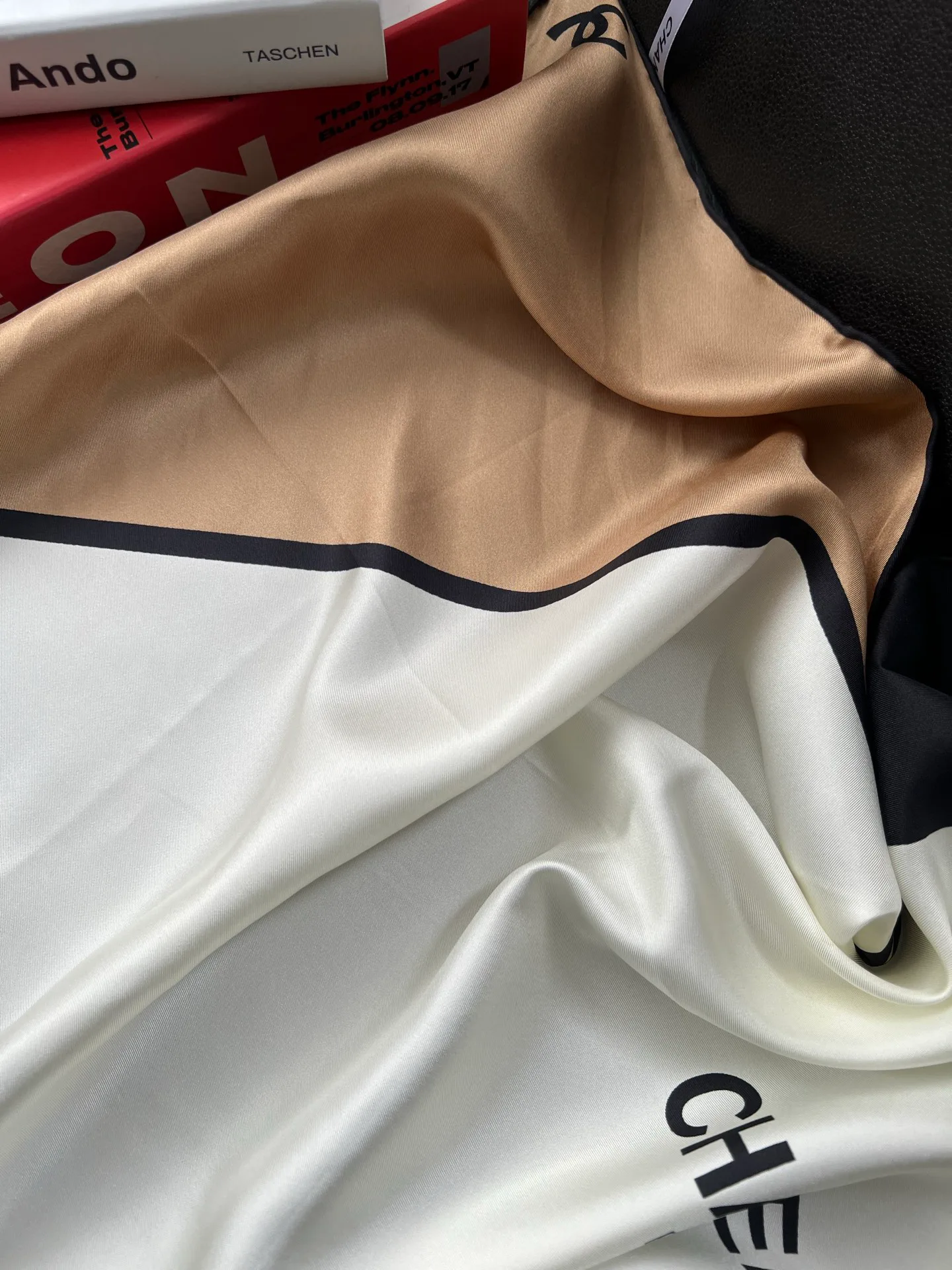 Платки Chanel 12683852