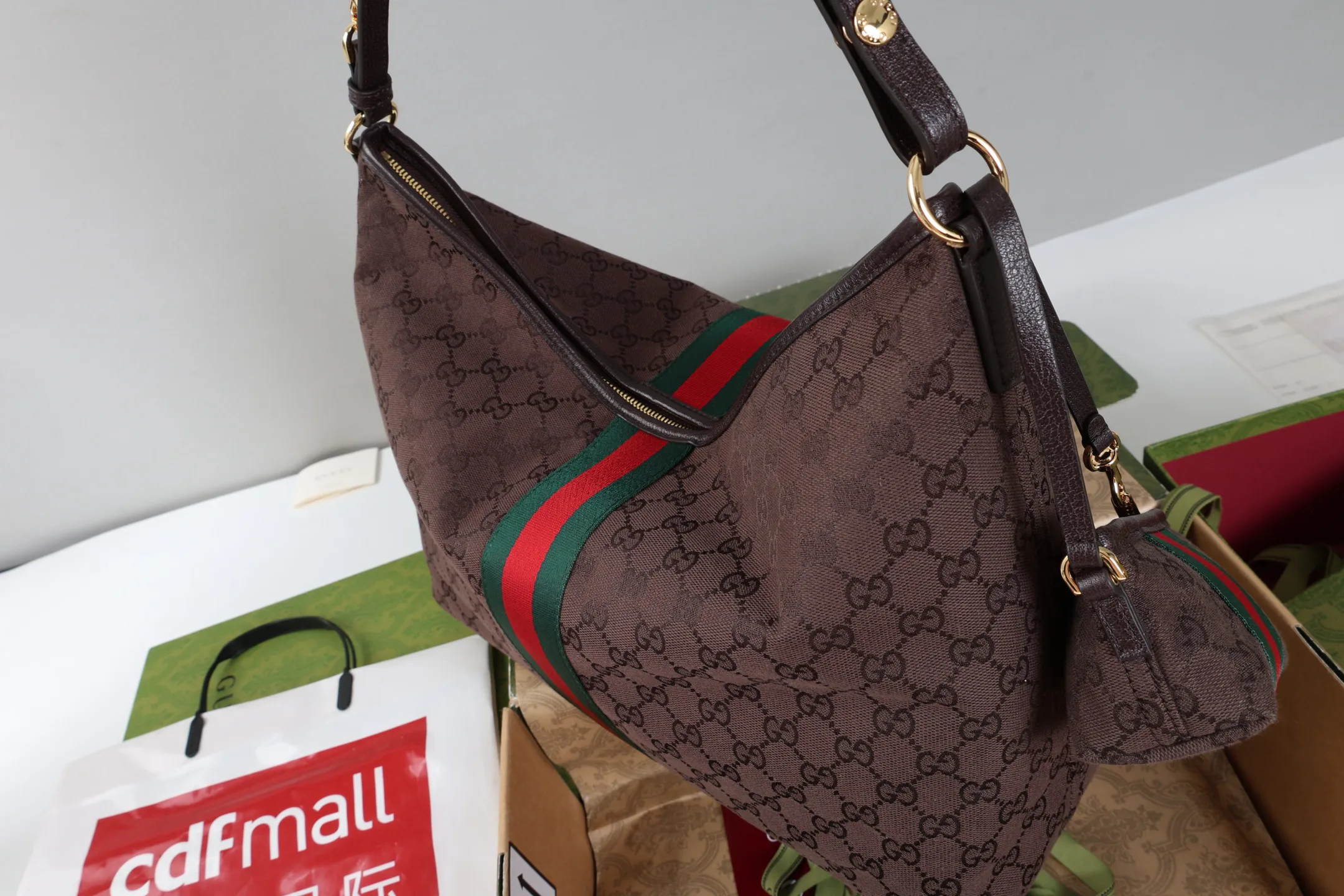 Классические Сумки Женские Gucci 18250604