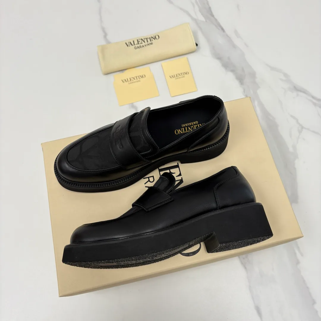 Лоферы И Туфли Мужские Valentino 815437