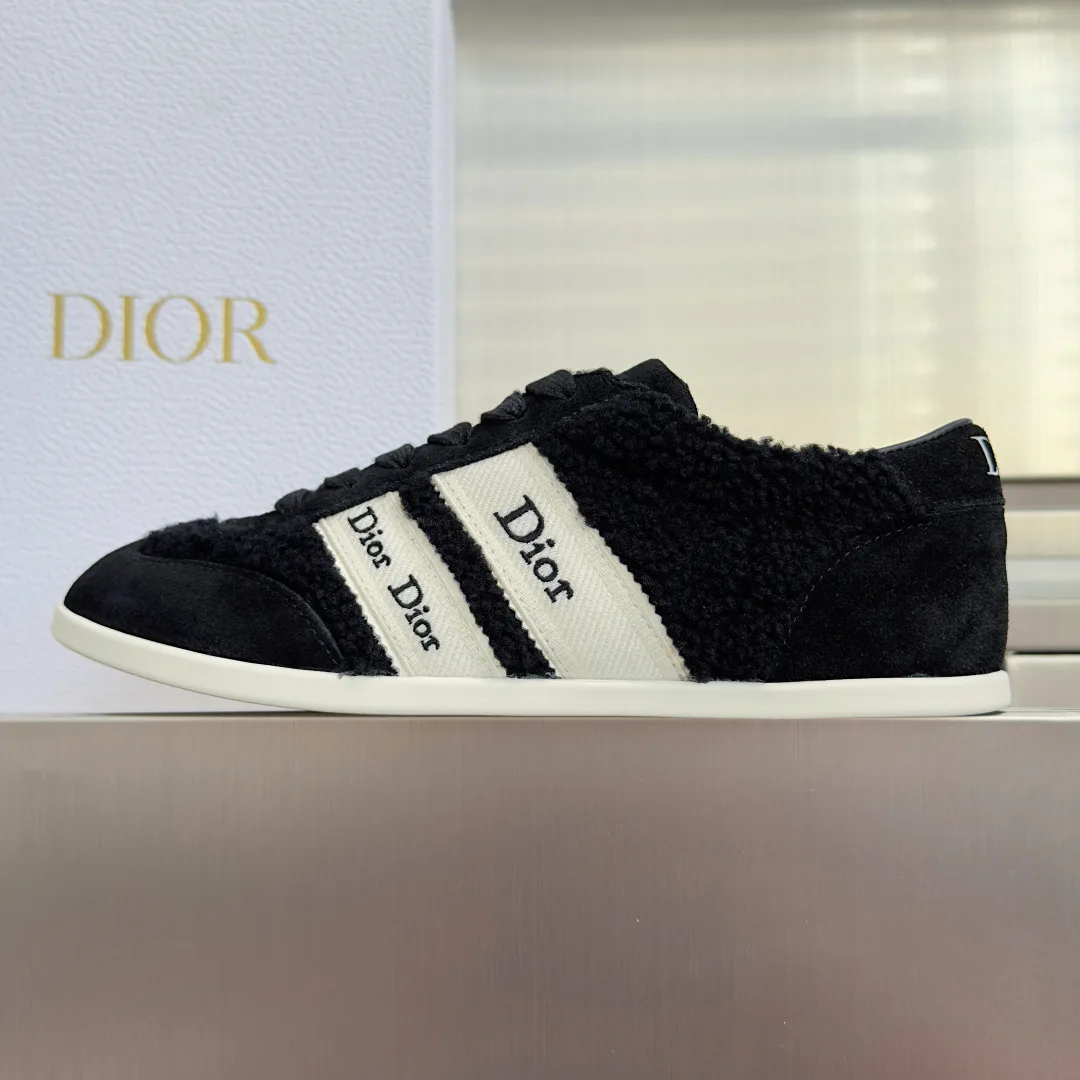Кроссовки Женские Christian Dior 18718915