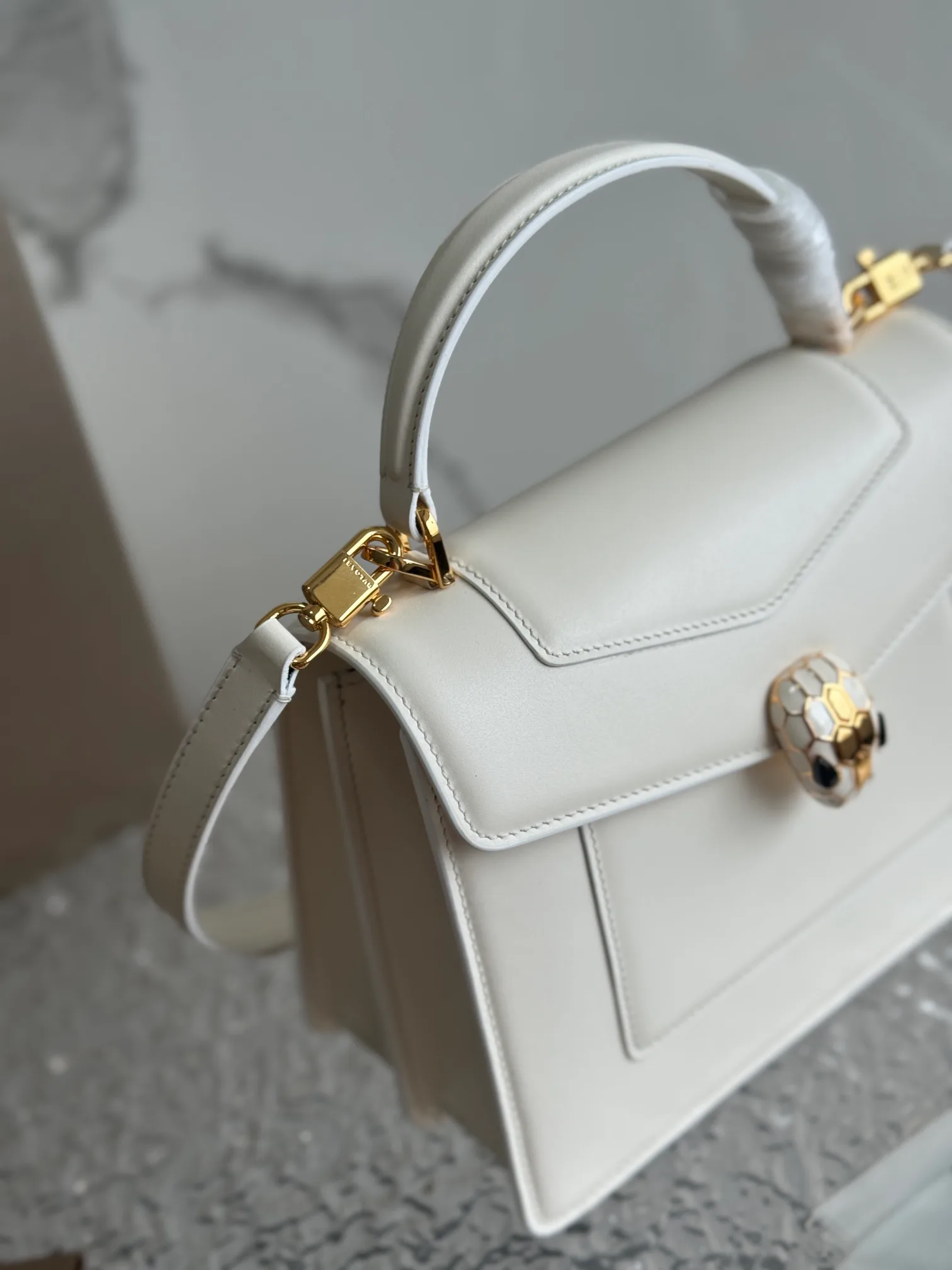 Классические Сумки Женские Bvlgari 5080608