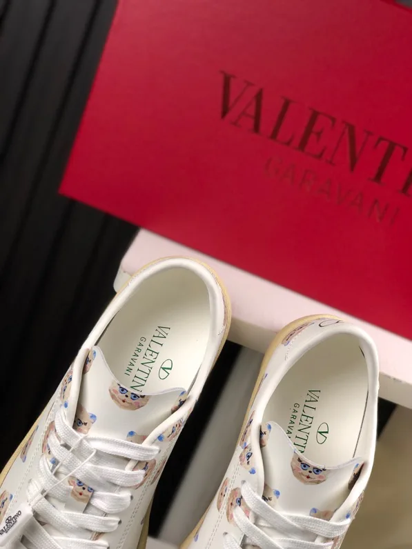 Кроссовки Женские Valentino 11707484