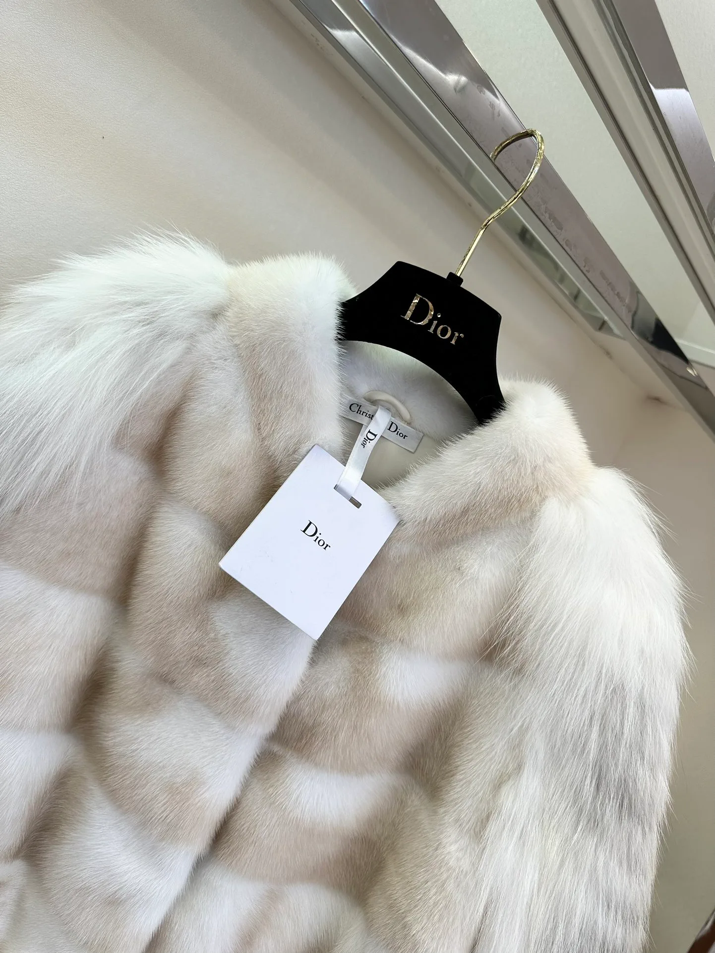 Шубы Женские Christian Dior 990625