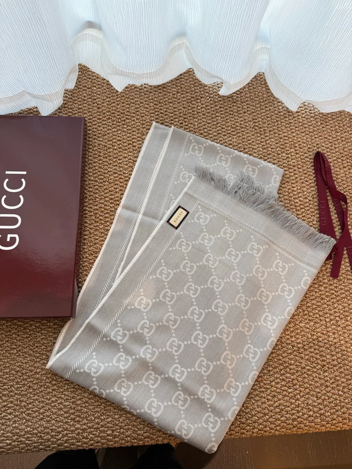 Шарфы Gucci 18002730