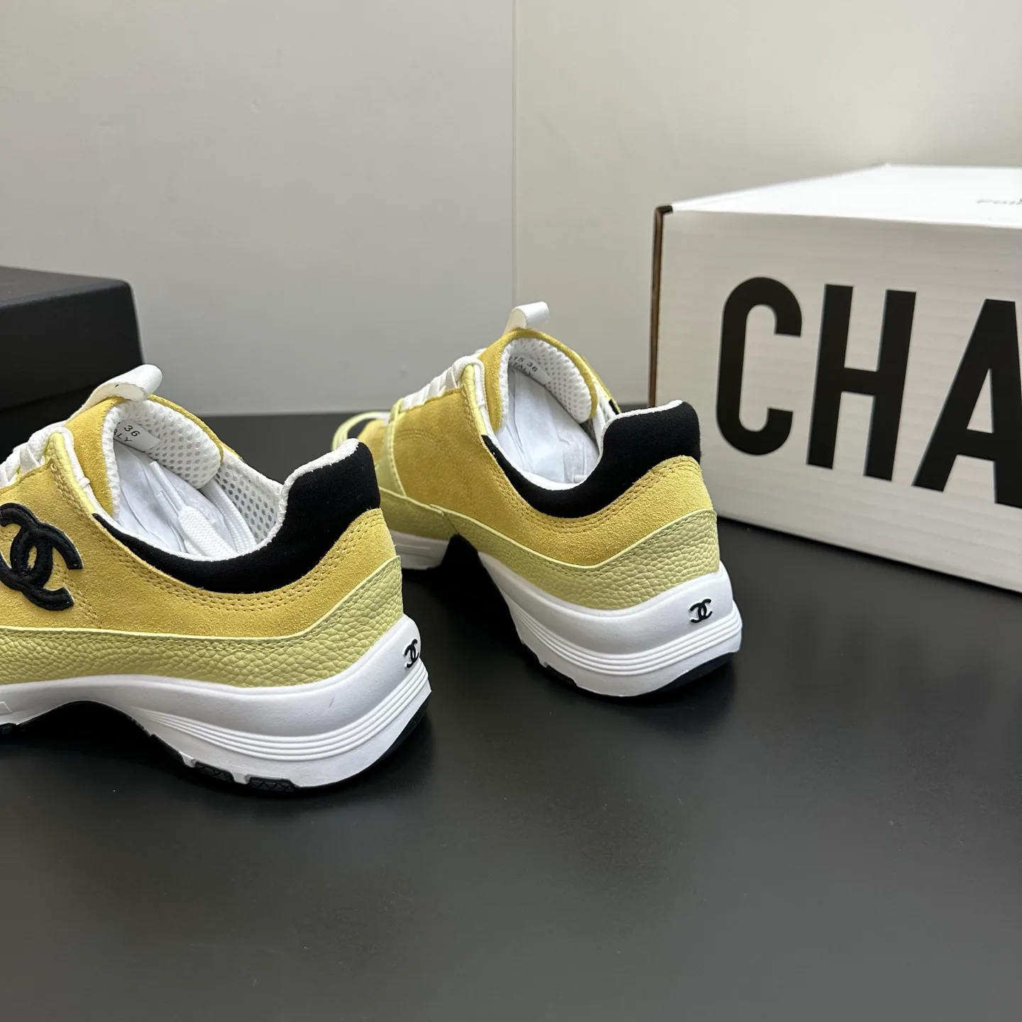 Кроссовки Женские Chanel 1748625