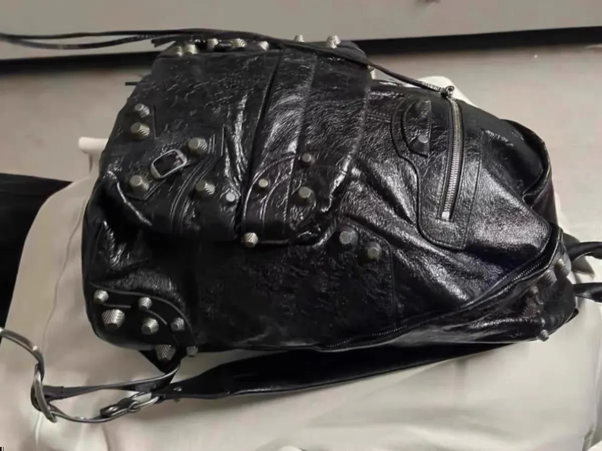 Рюкзаки Женские Balenciaga 4095