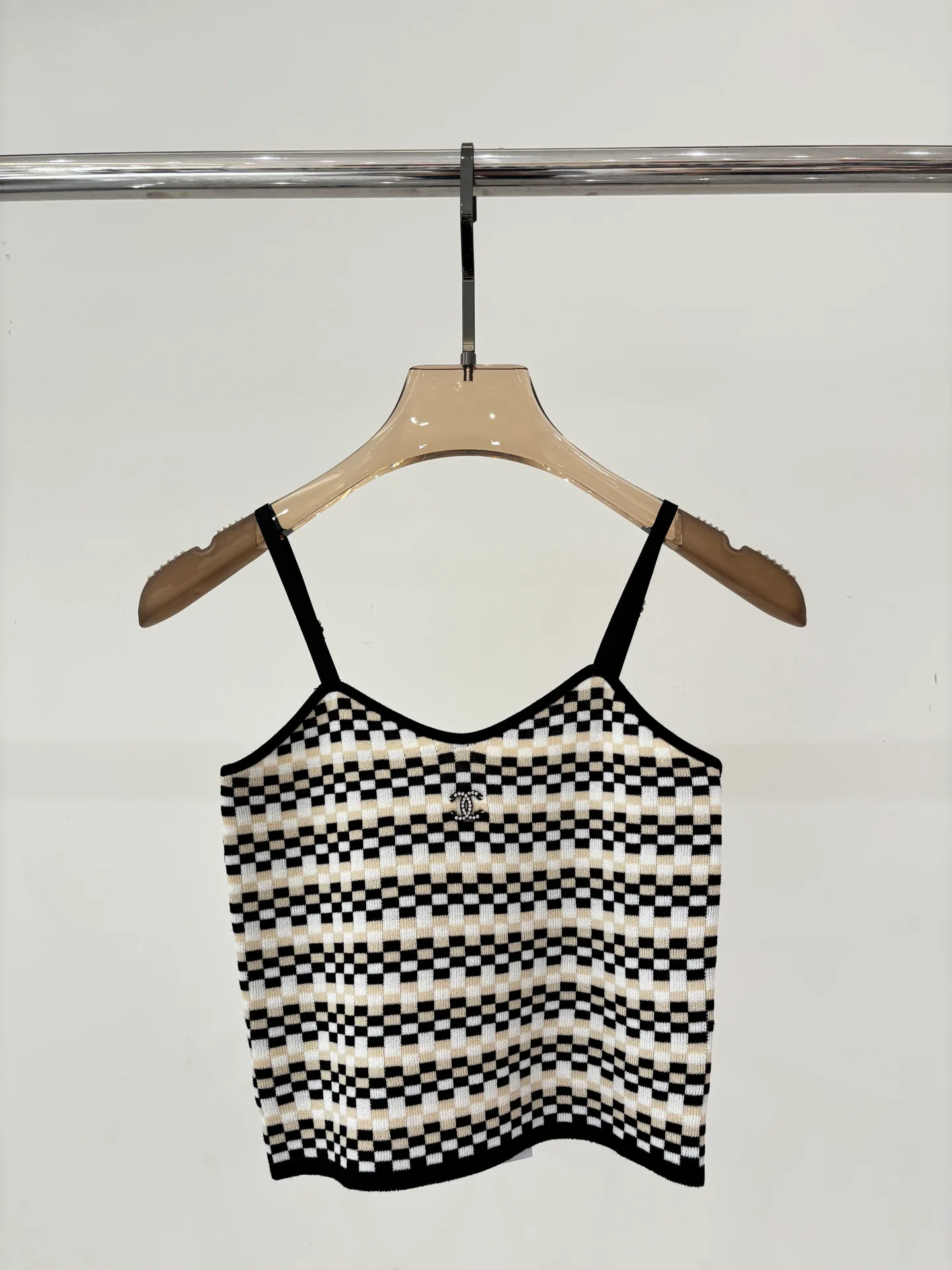 Жилеты Женские Chanel 11452294