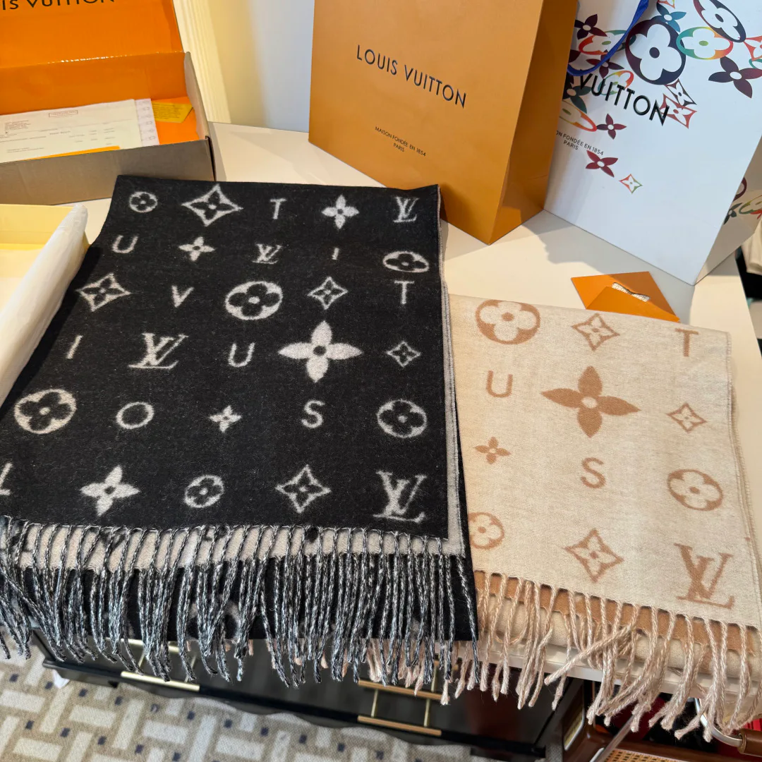 Шарфы Louis Vuitton 497638