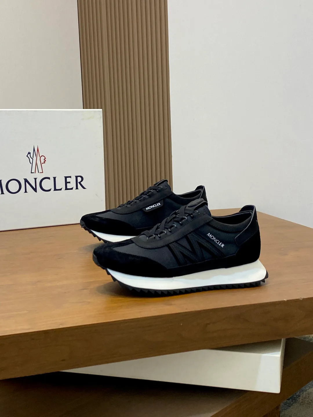 Кроссовки Мужские Moncler 18079050