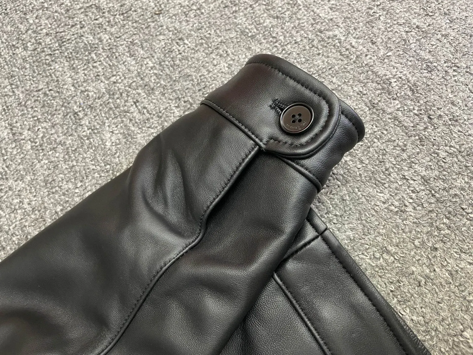 Кожаные Куртки И Дублёнки Мужские Kiton 168053