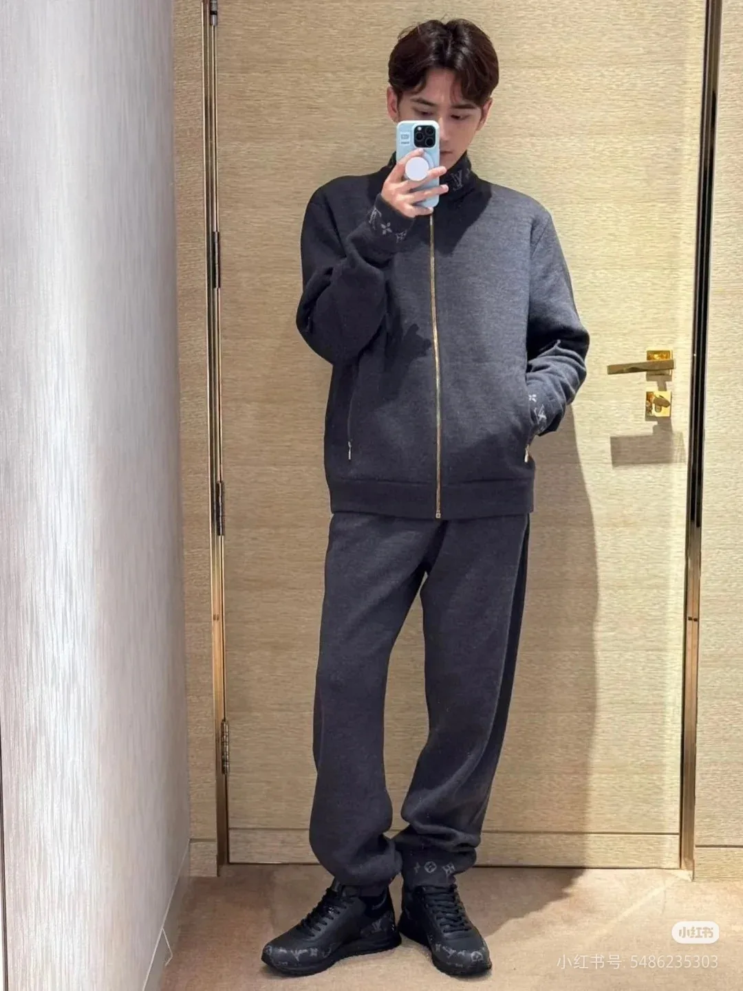 Куртки Женские Louis Vuitton 412893