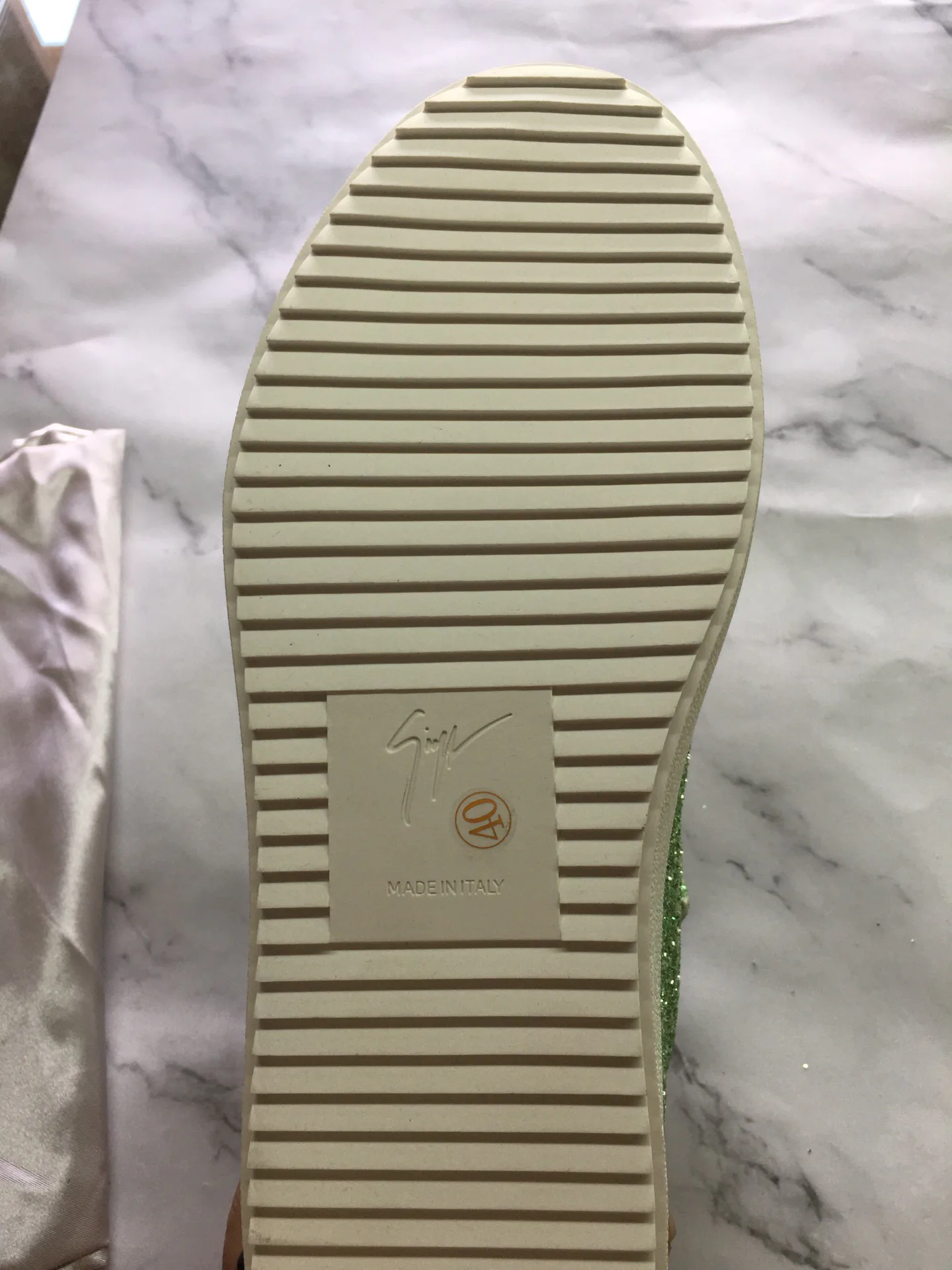 Кроссовки Женские Giuseppe Zanotti 17955595