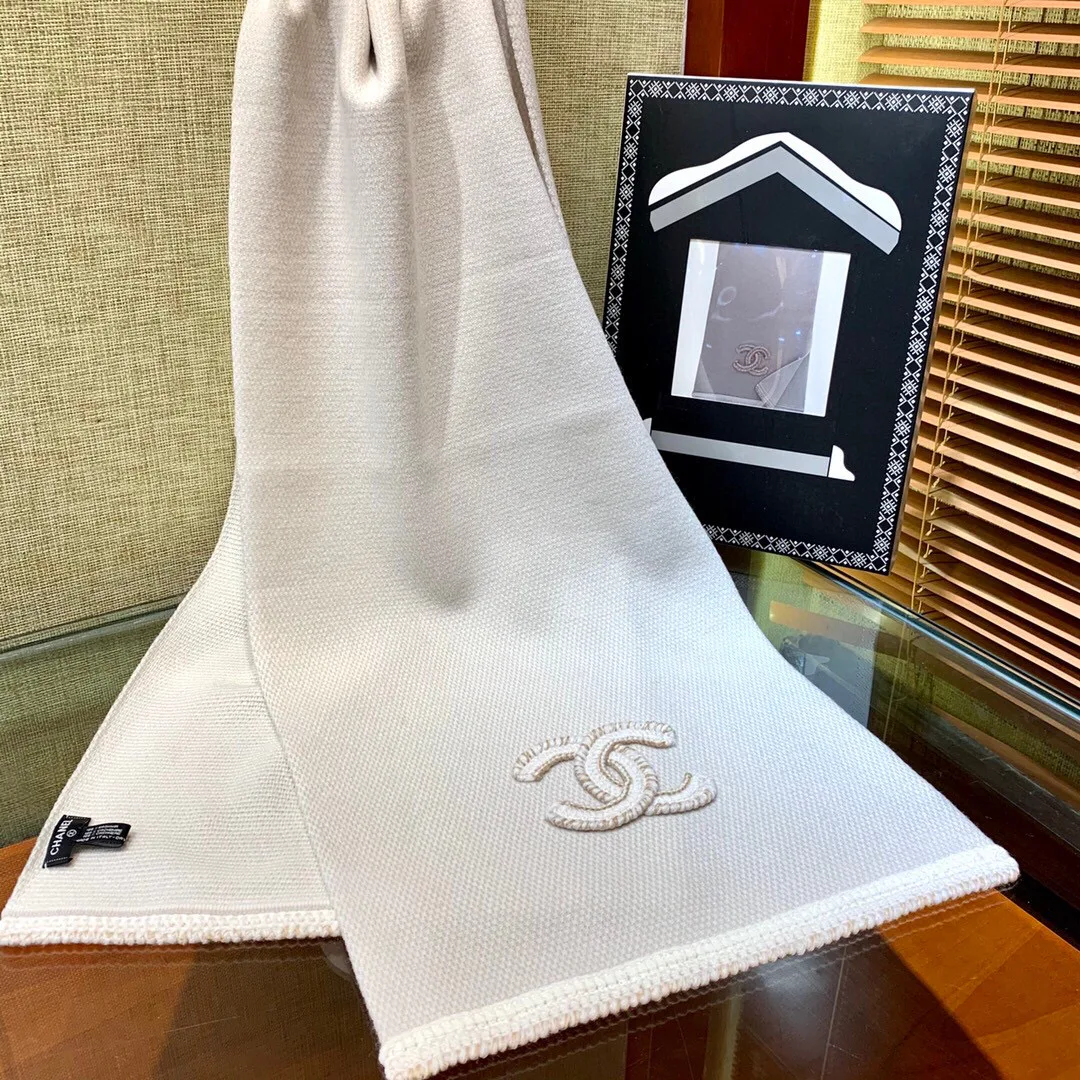 Шарфы Chanel 2478568