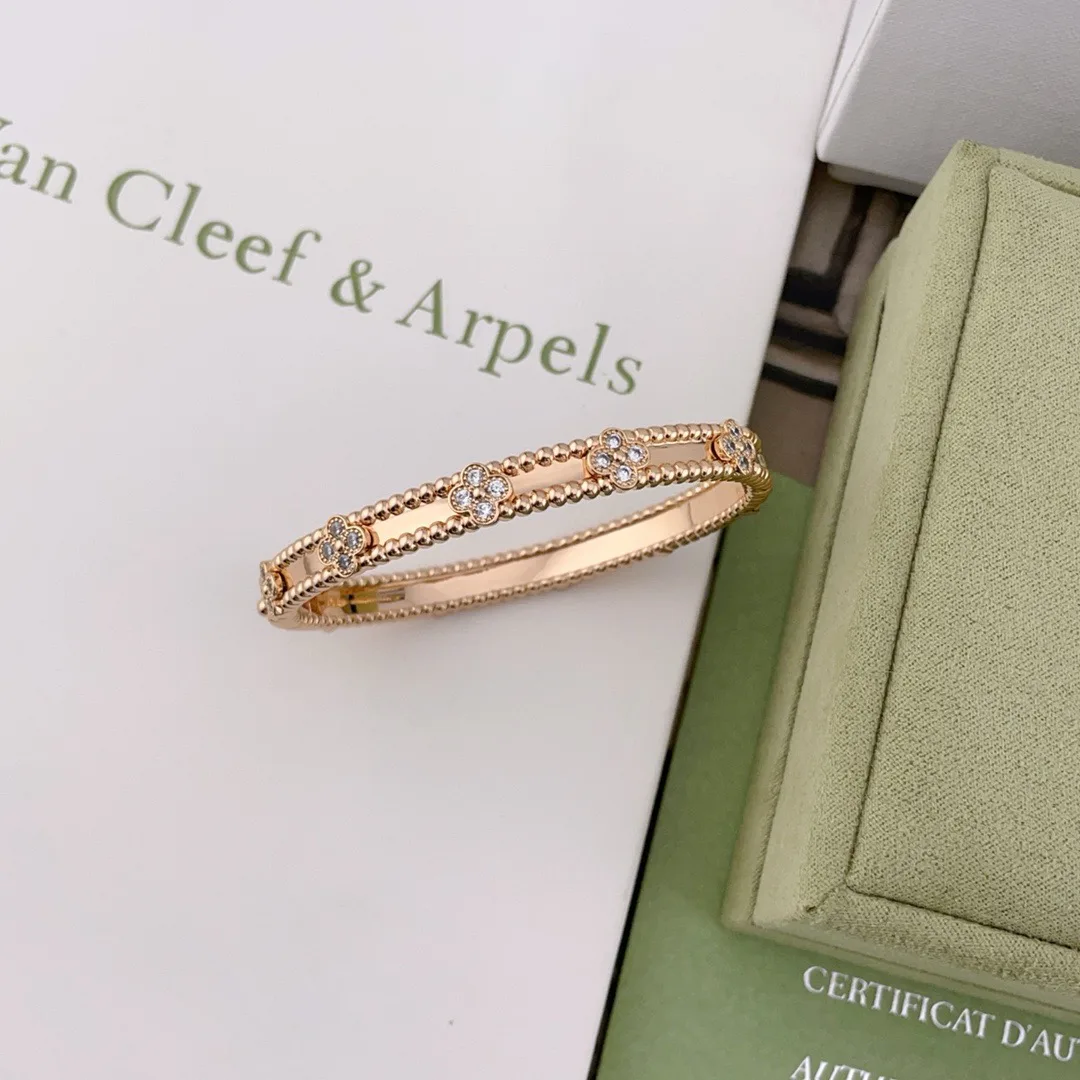 Бижутерия Van Cleef & Arpels 86052