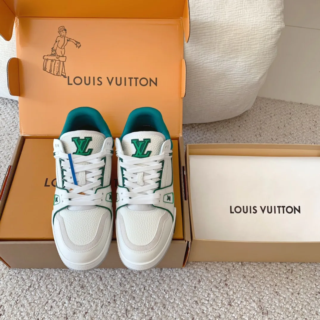 Кроссовки Женские Louis Vuitton 10290639
