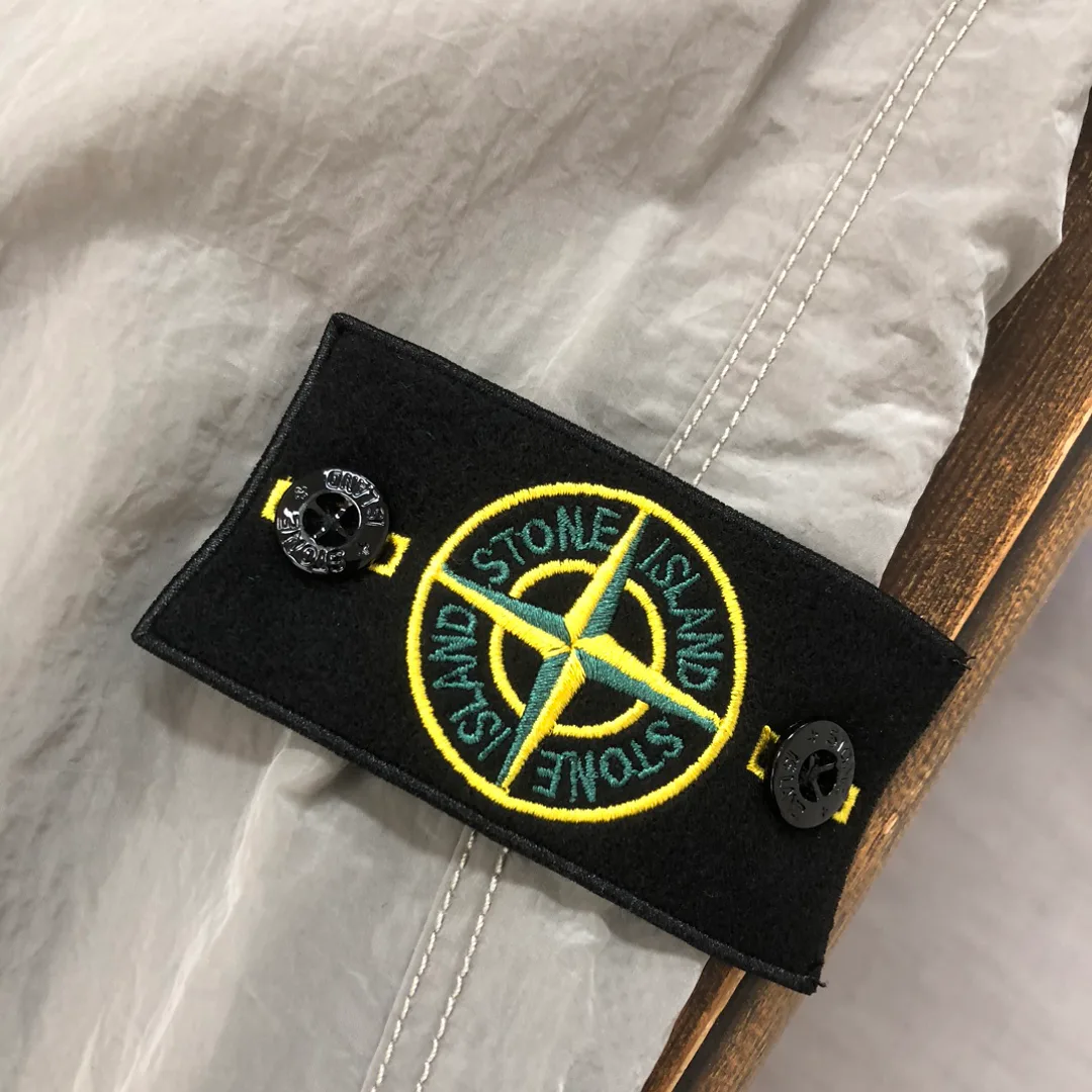 Шорты Женские Stone Island 9447463