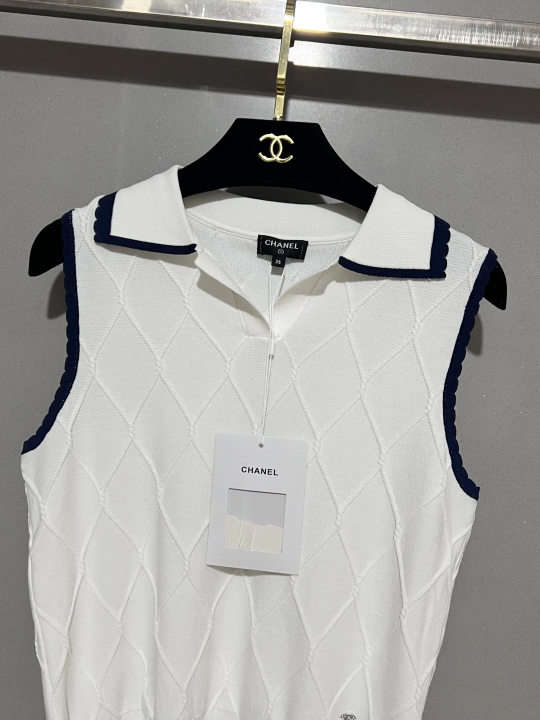 Жилеты Женские Chanel 17429688