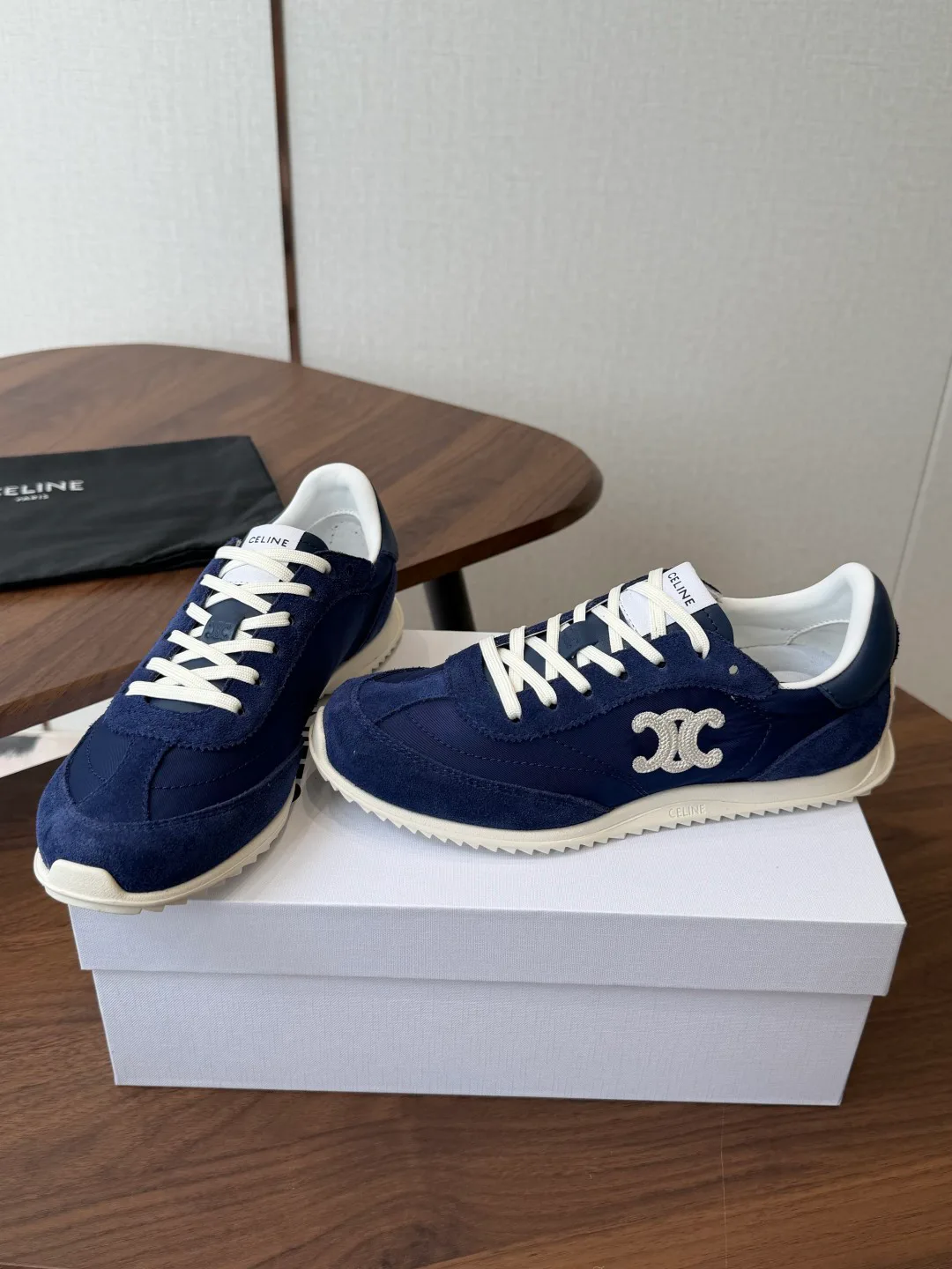 Кроссовки Женские Celine 18146704