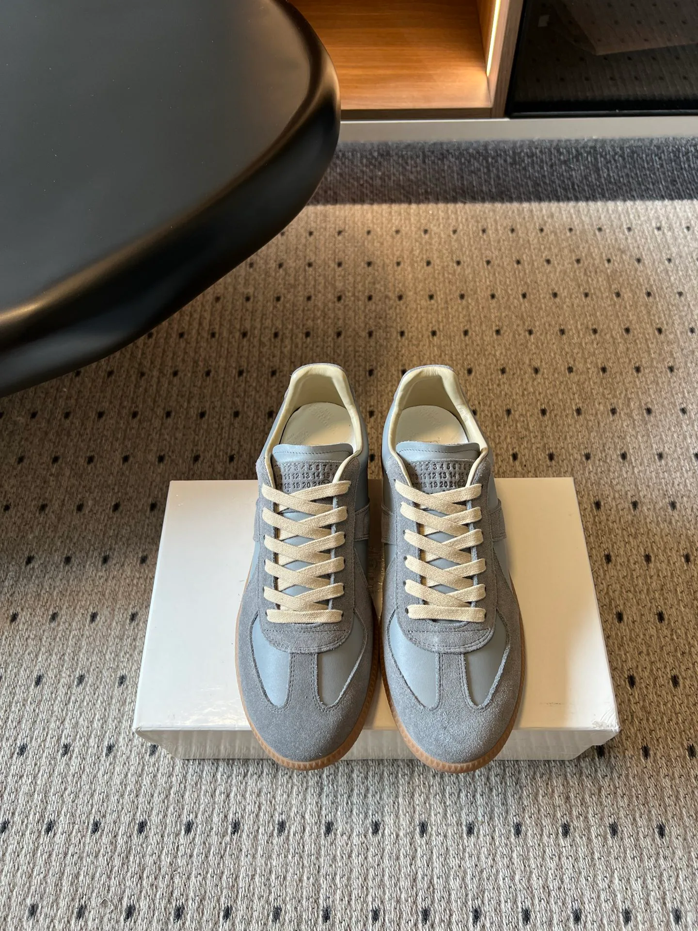 Кроссовки Женские Maison Margiela 17568916
