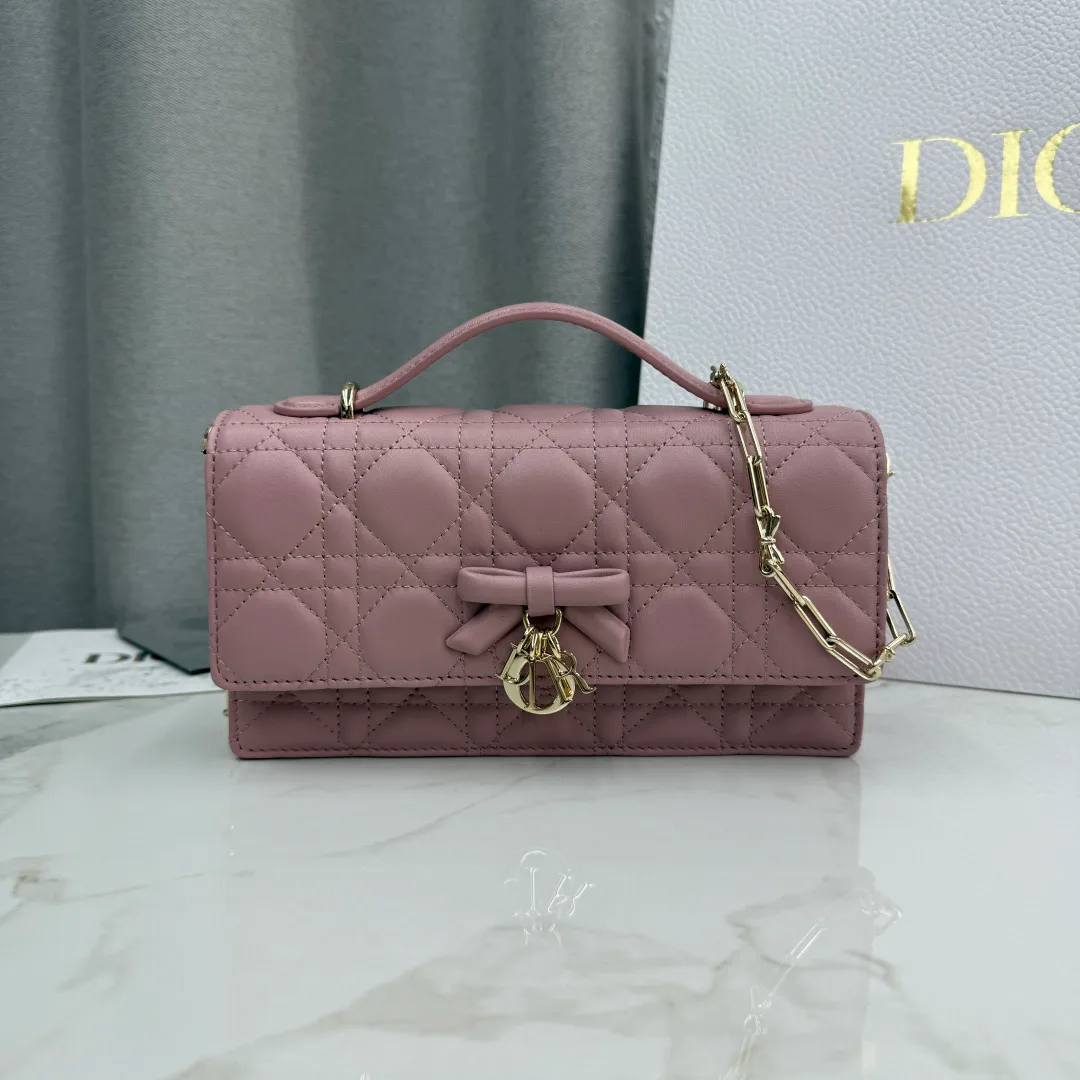 Классические Сумки Женские Christian Dior 12594761