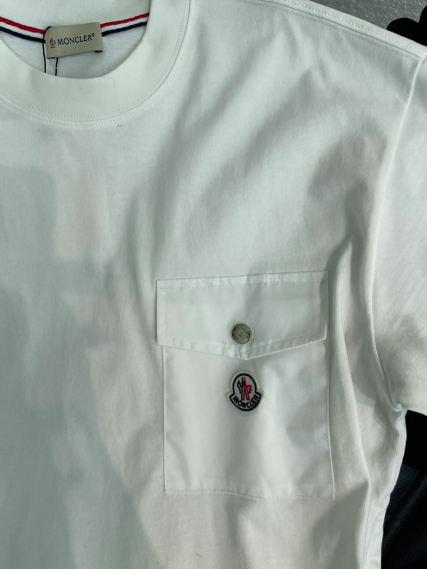 Футболки Женские Moncler 11340571