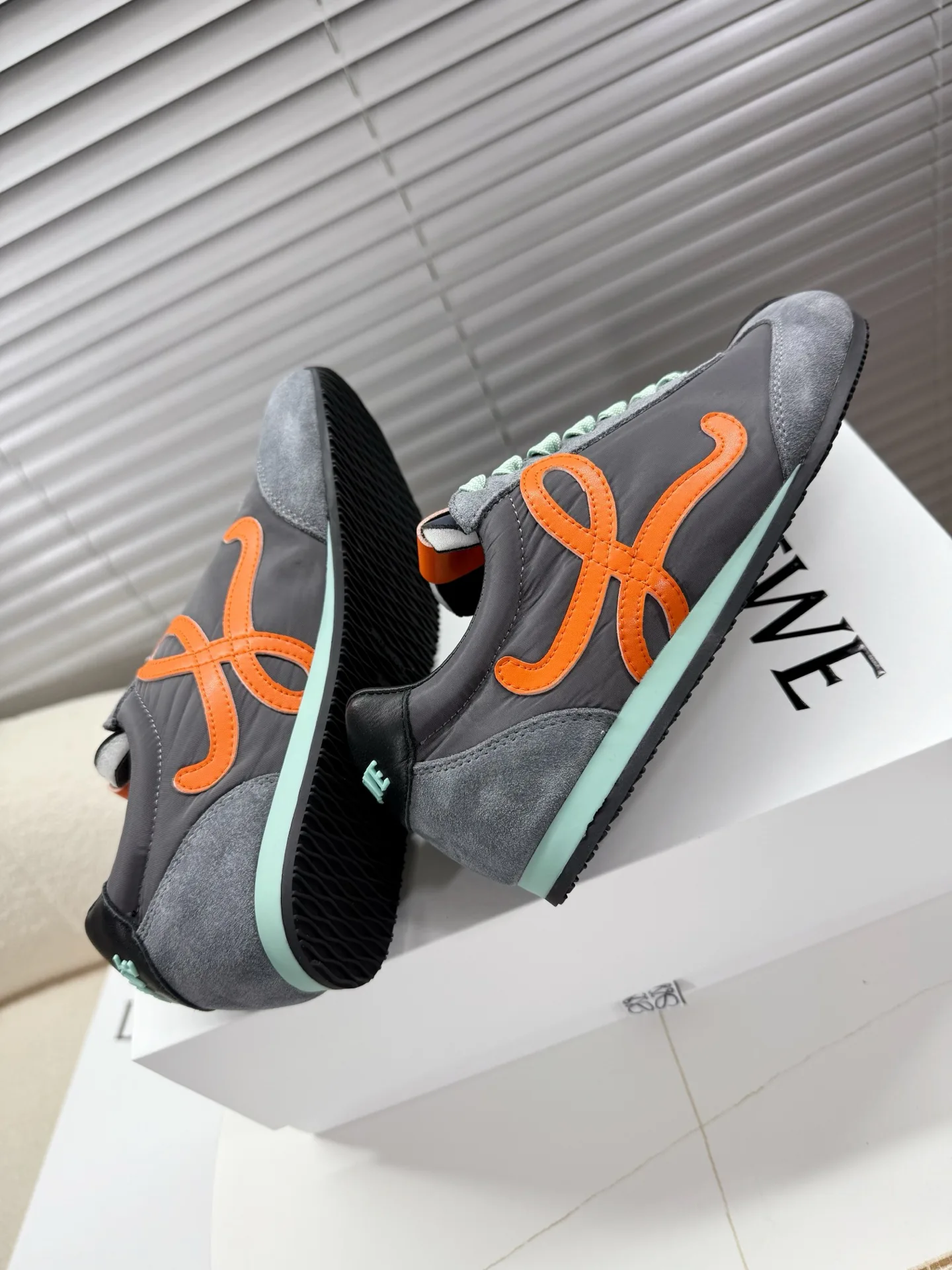 Кроссовки Женские Loewe 4019916