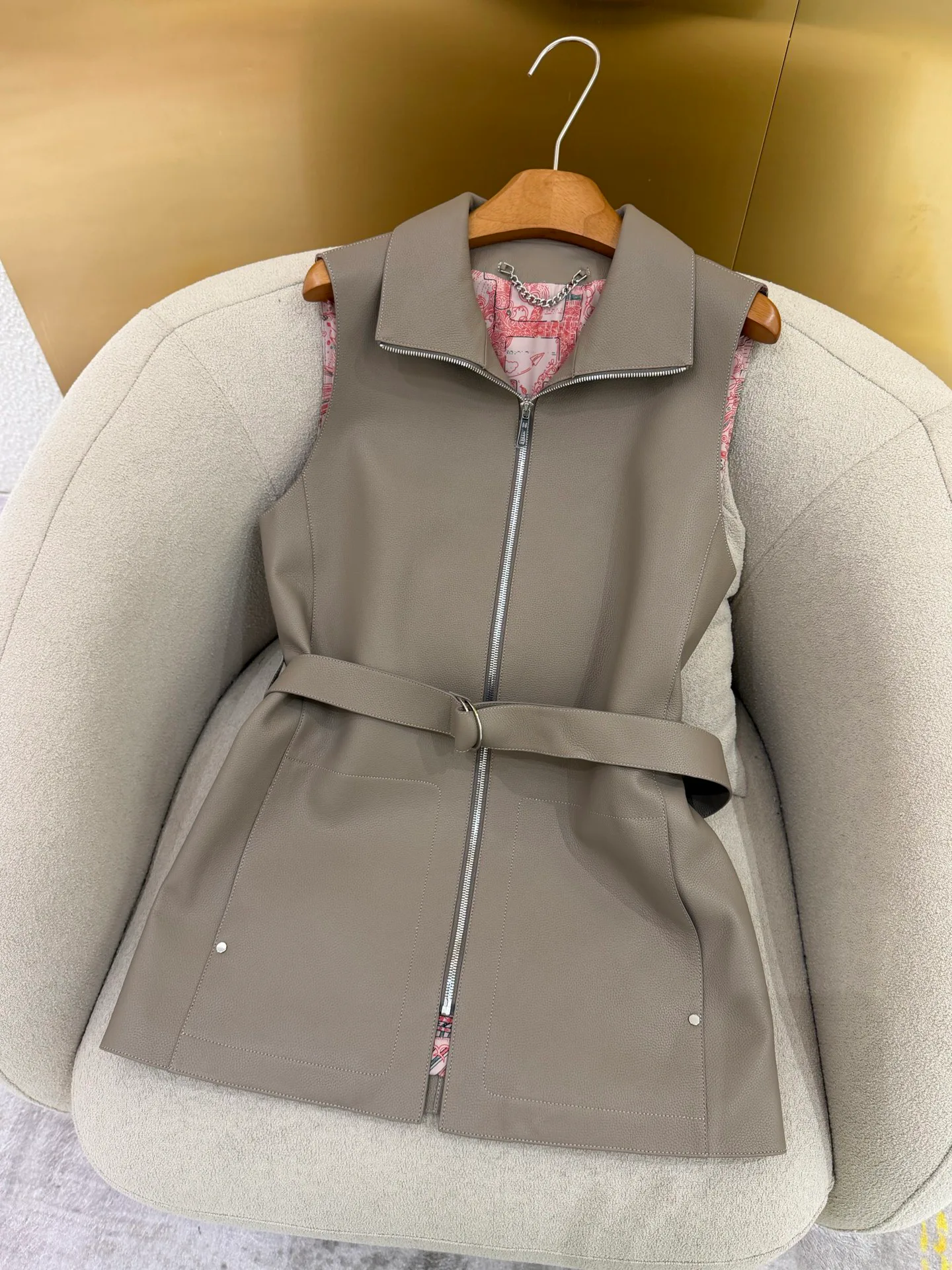 Жилеты Женские Hermes 19253087