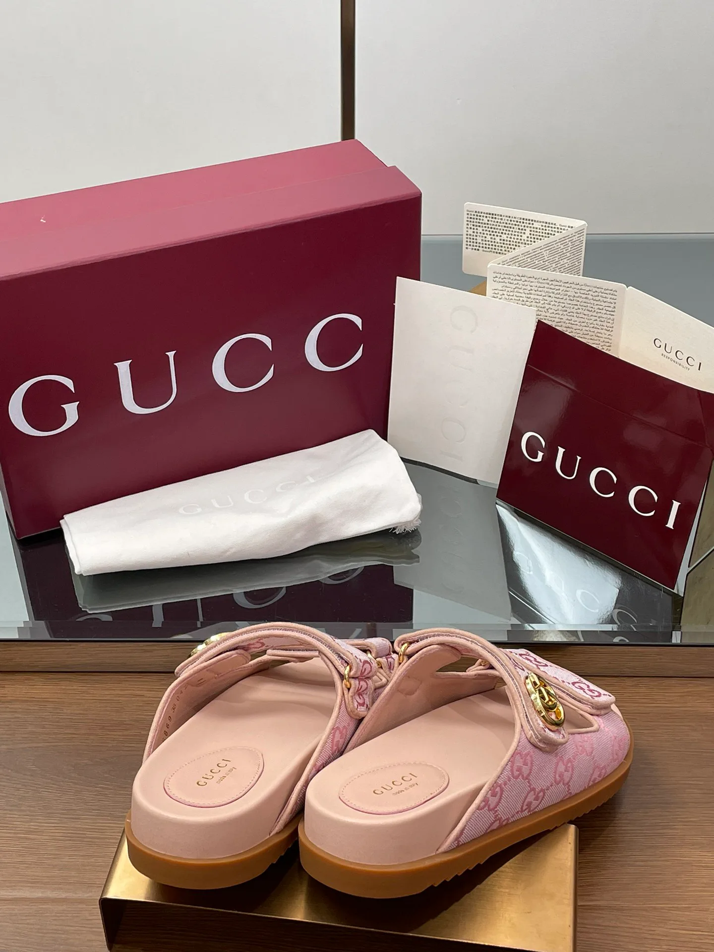 Шлепанцы Женские Gucci 21080