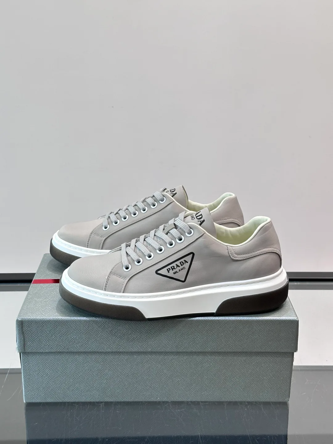 Кроссовки Мужские Prada 17913733
