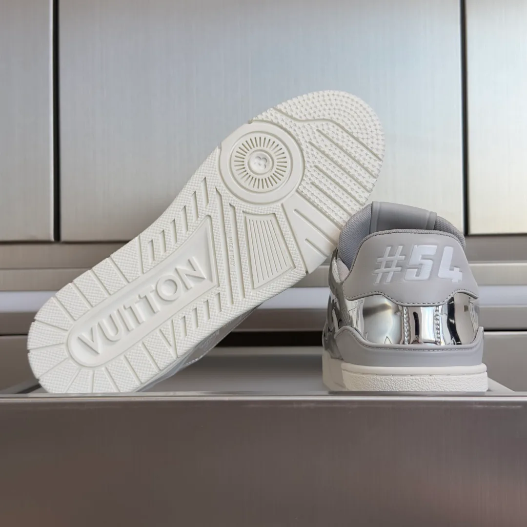 Кроссовки Мужские Louis Vuitton 1546654