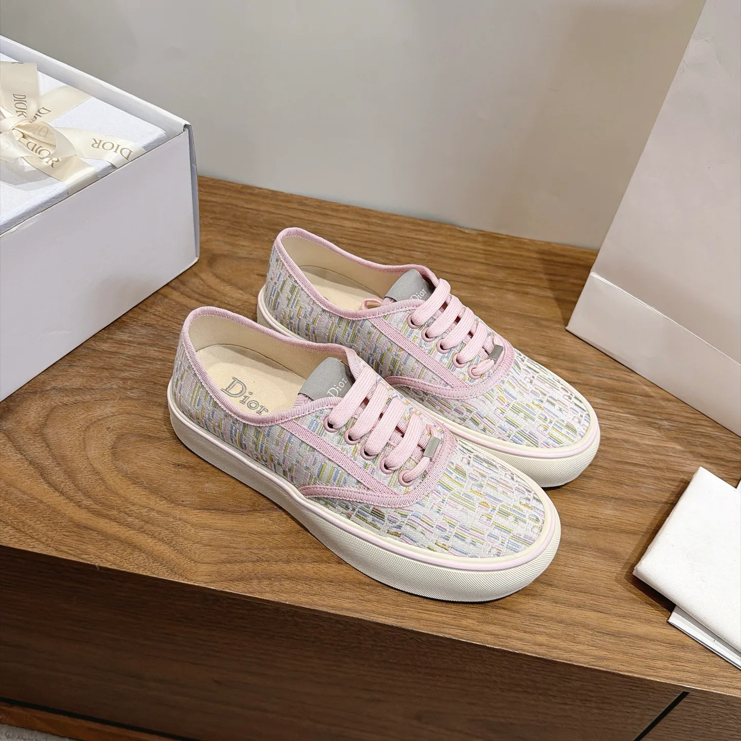 Кроссовки Женские Christian Dior 18034451