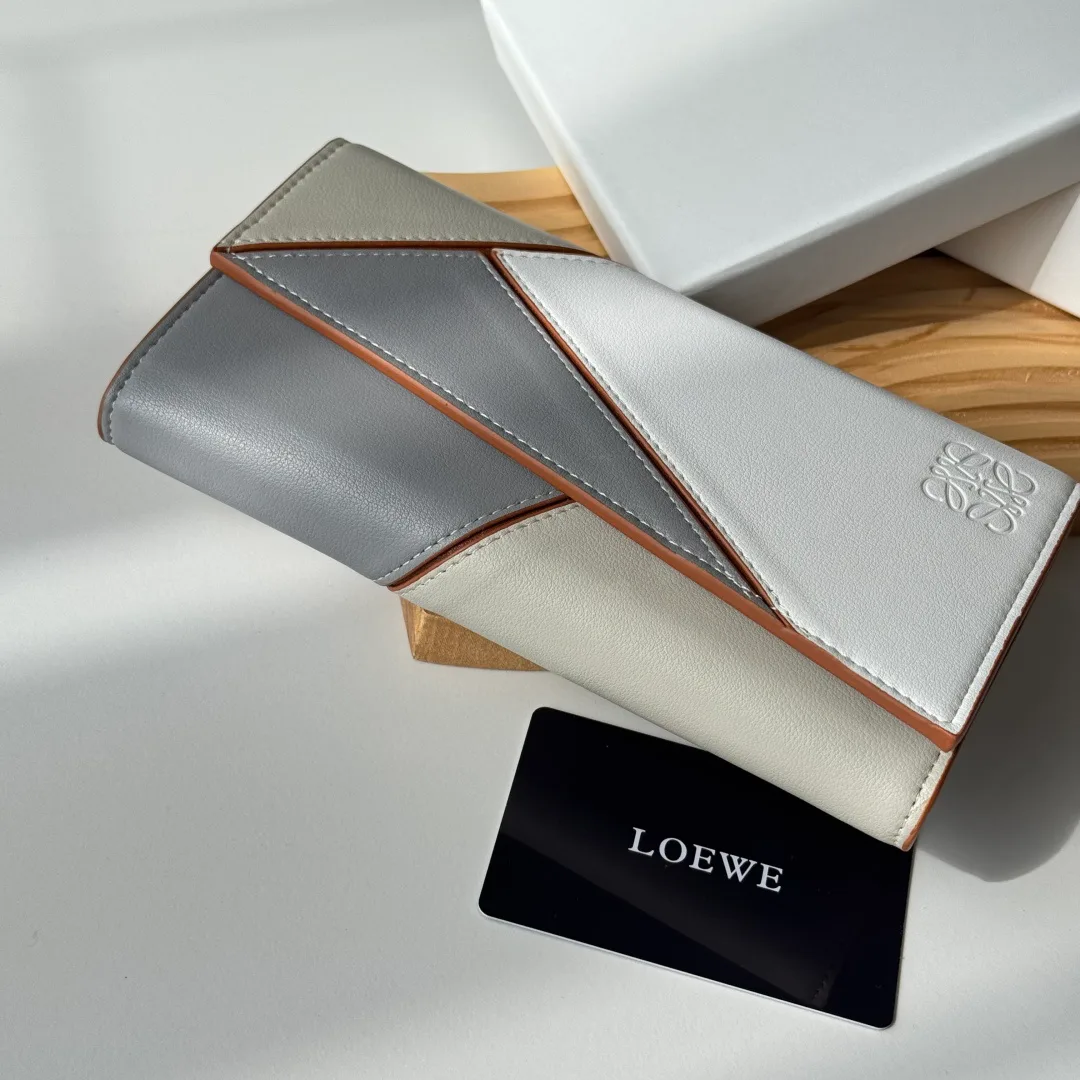 Клатчи Женские Loewe 617244