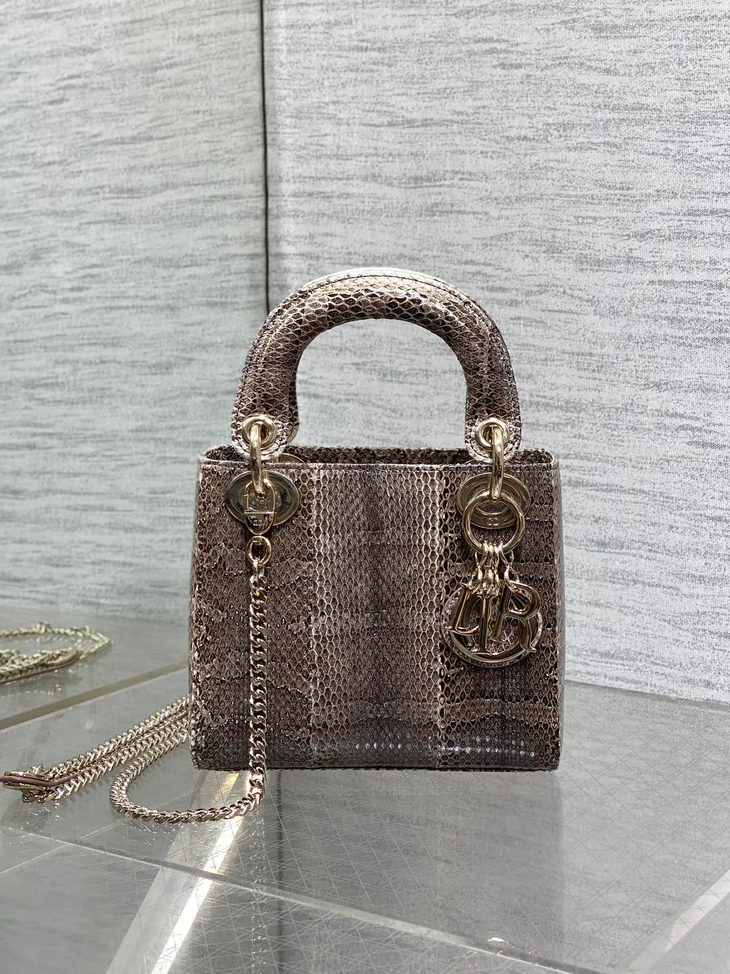 Классические Сумки Женские Christian Dior 11581762