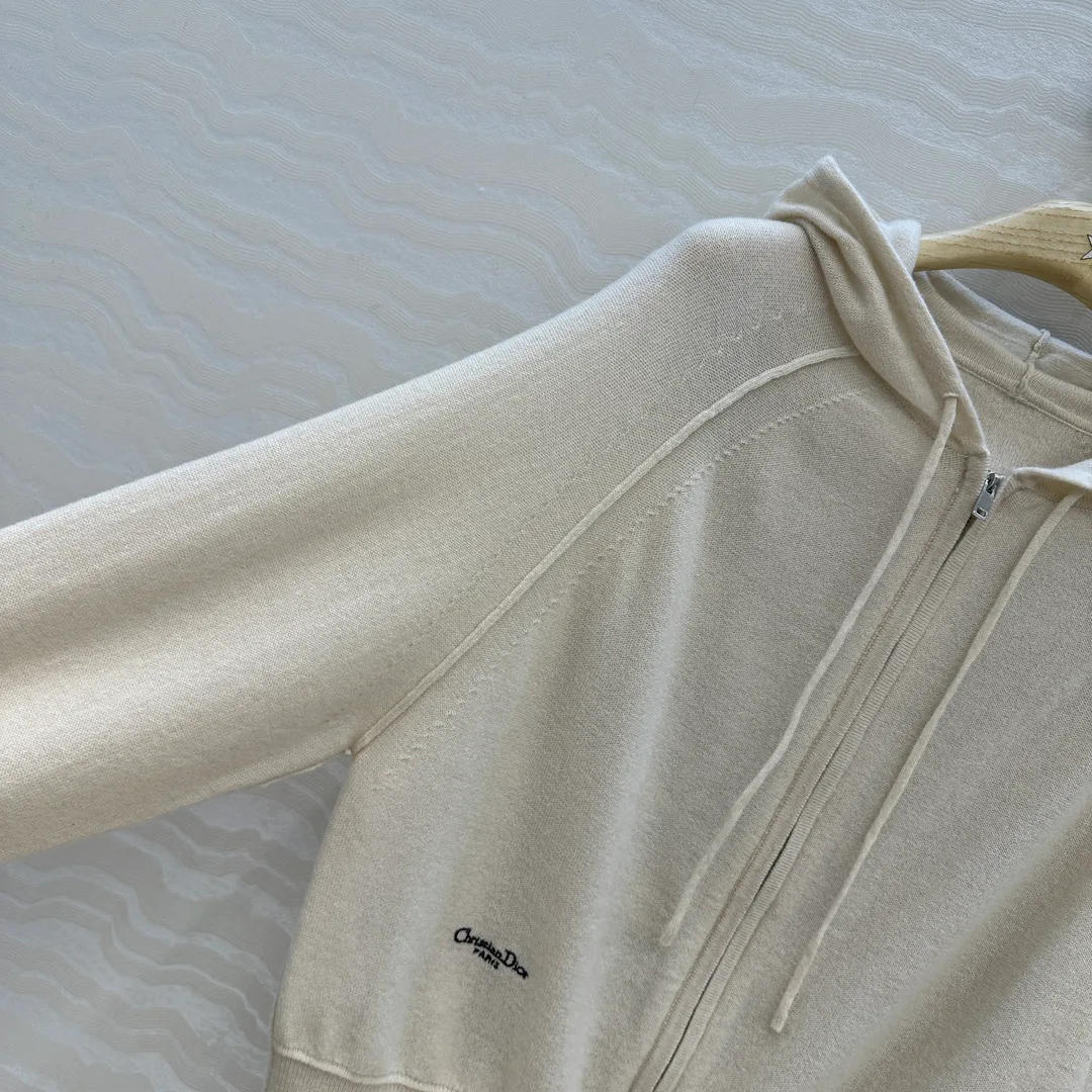 Куртки И Пуховики Женские Christian Dior 1144244