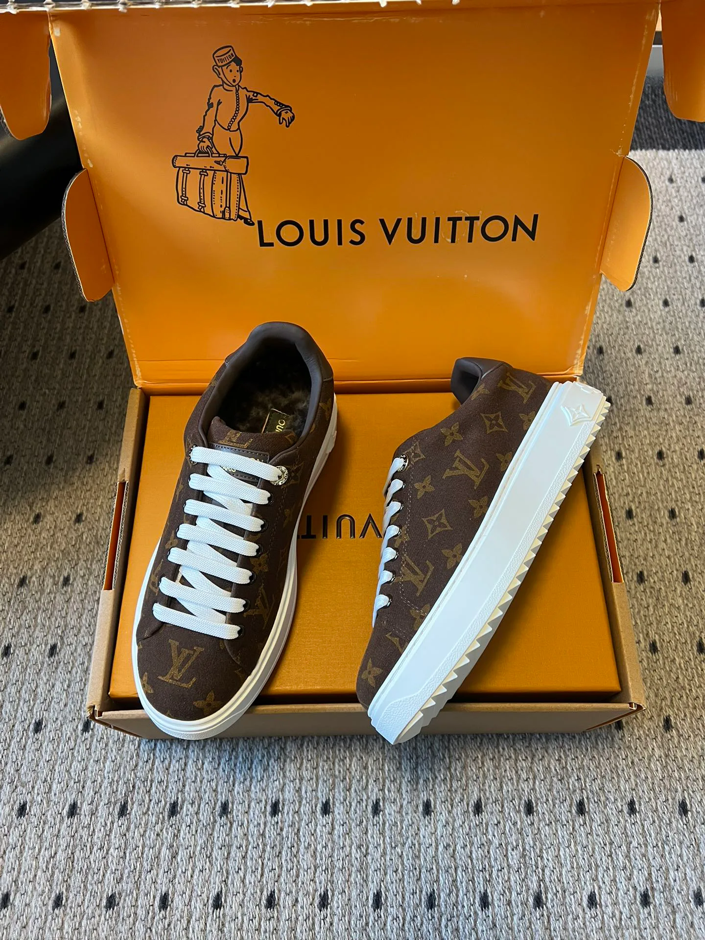 Кеды Женские Louis Vuitton 11645087