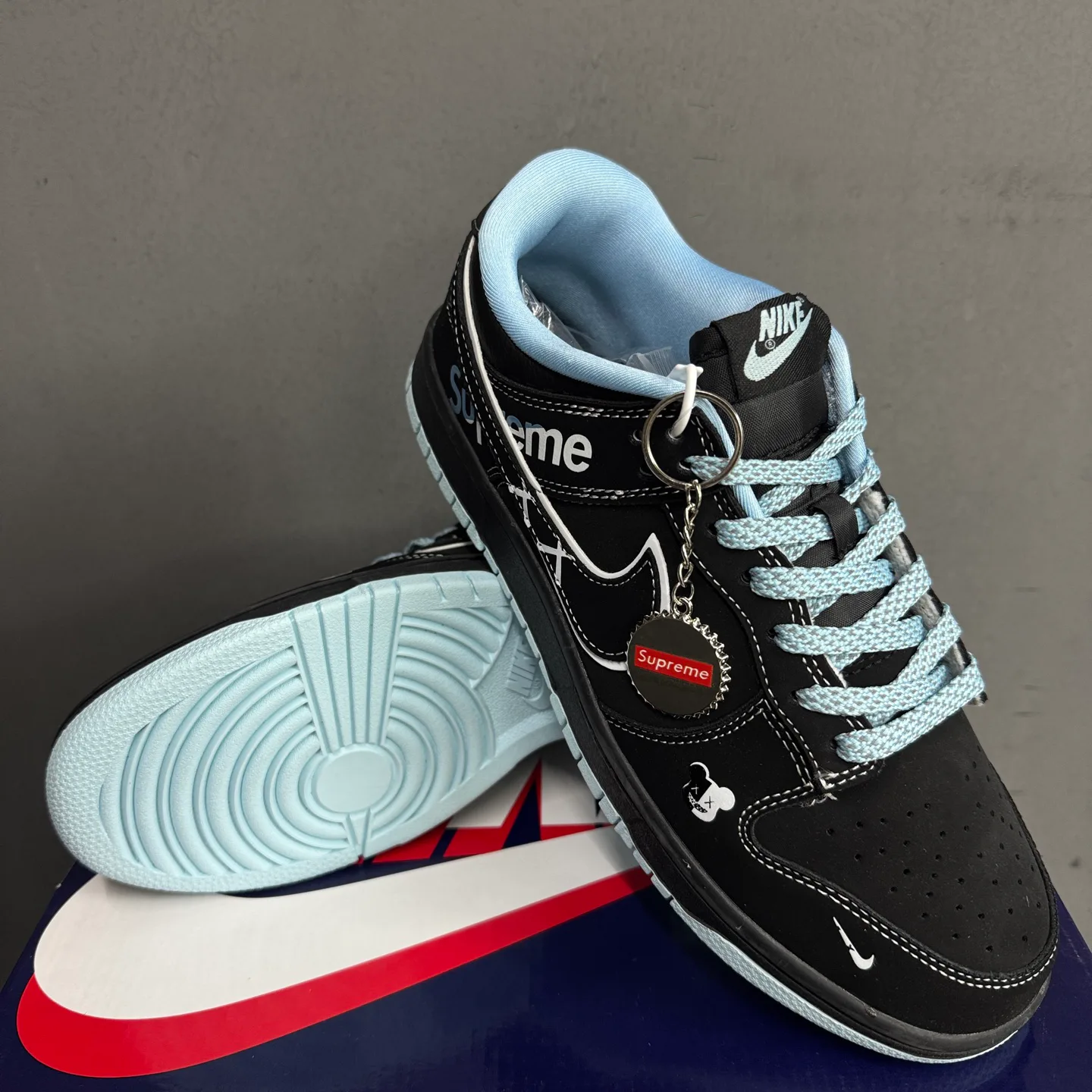 Кроссовки Женские Nike 374052