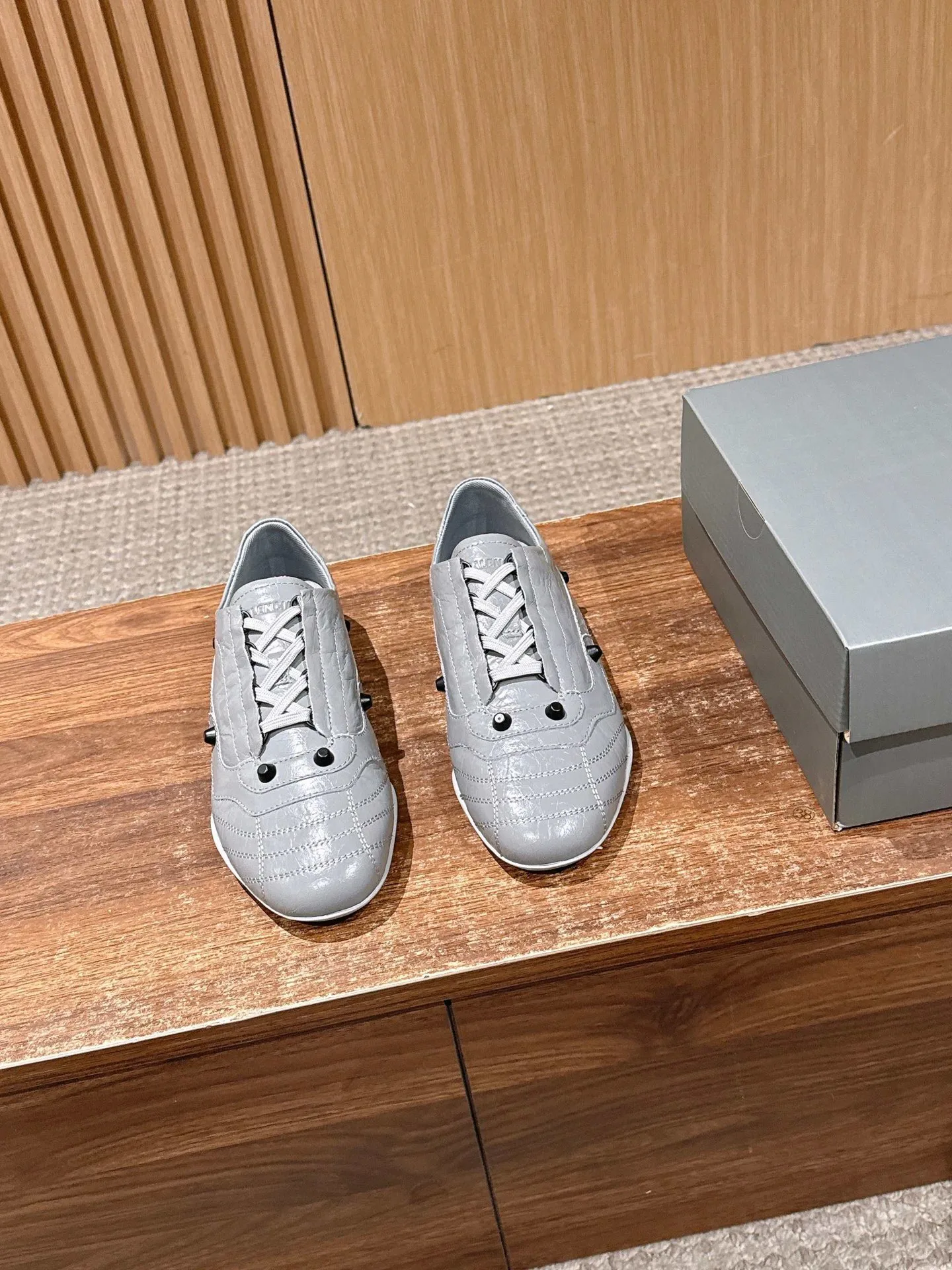 Кроссовки Женские Balenciaga 786236