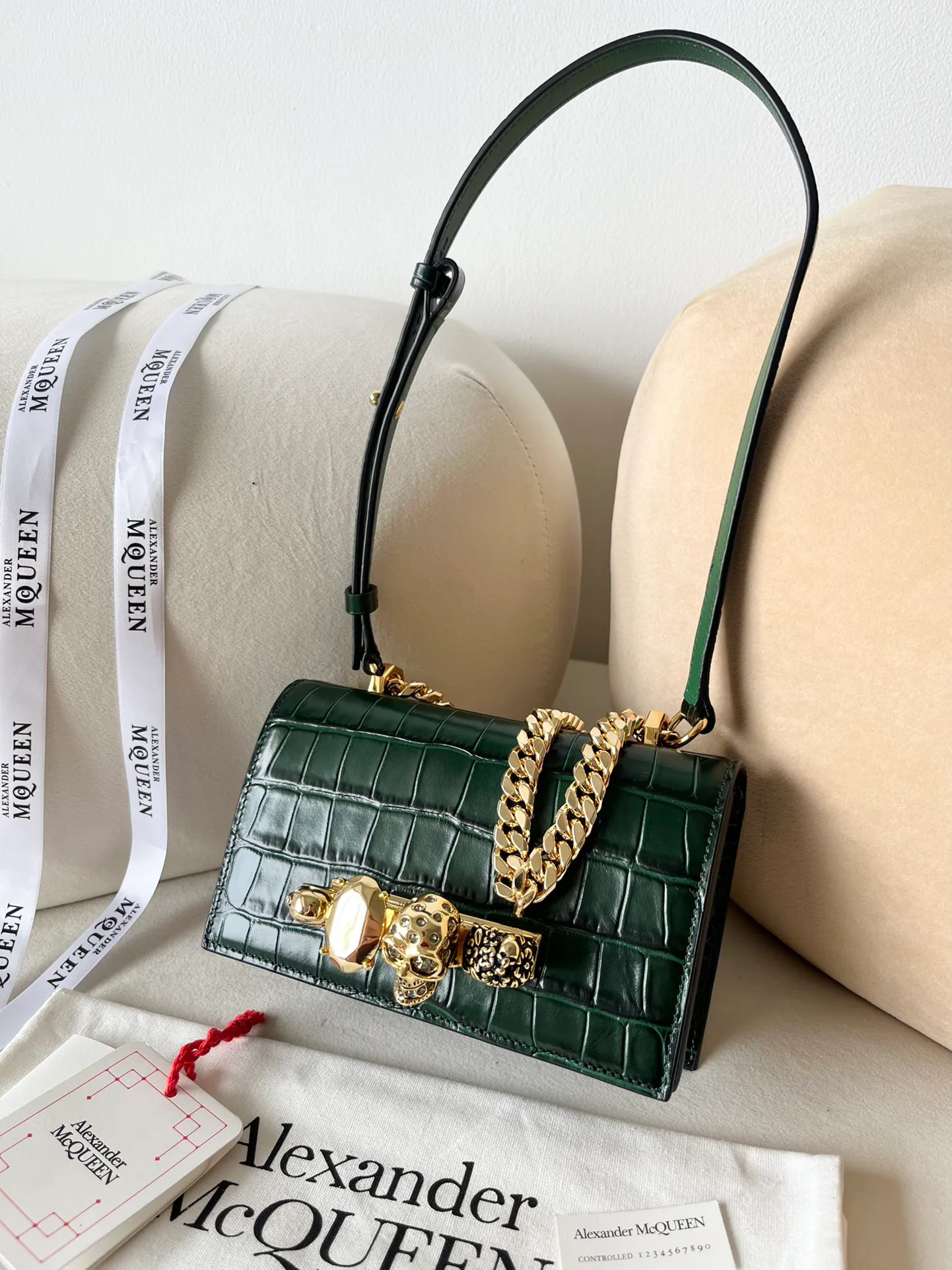 Сумки На Ремне Женские Alexander Mcqueen 11533049