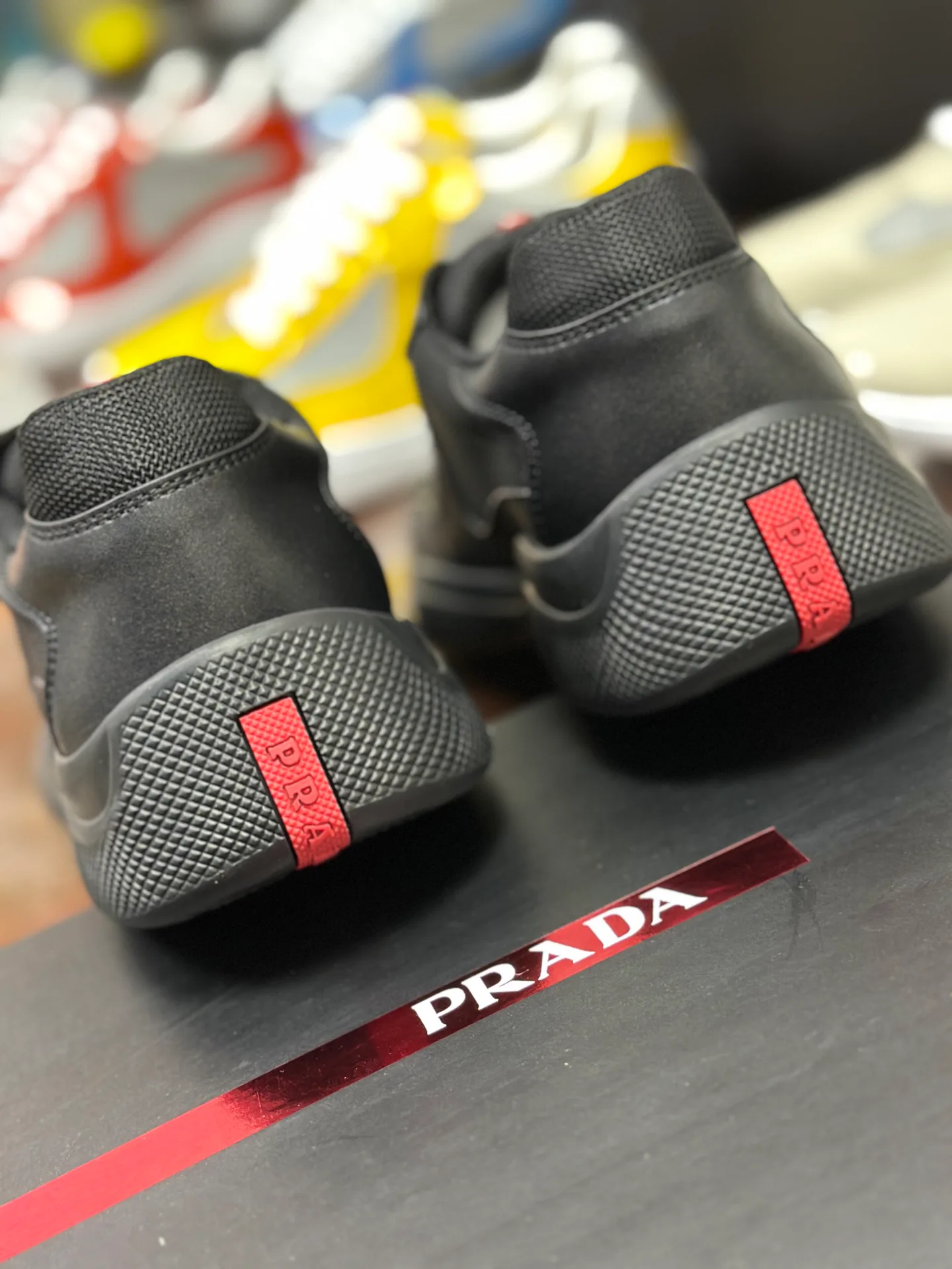 Кроссовки Женские Prada 18262247