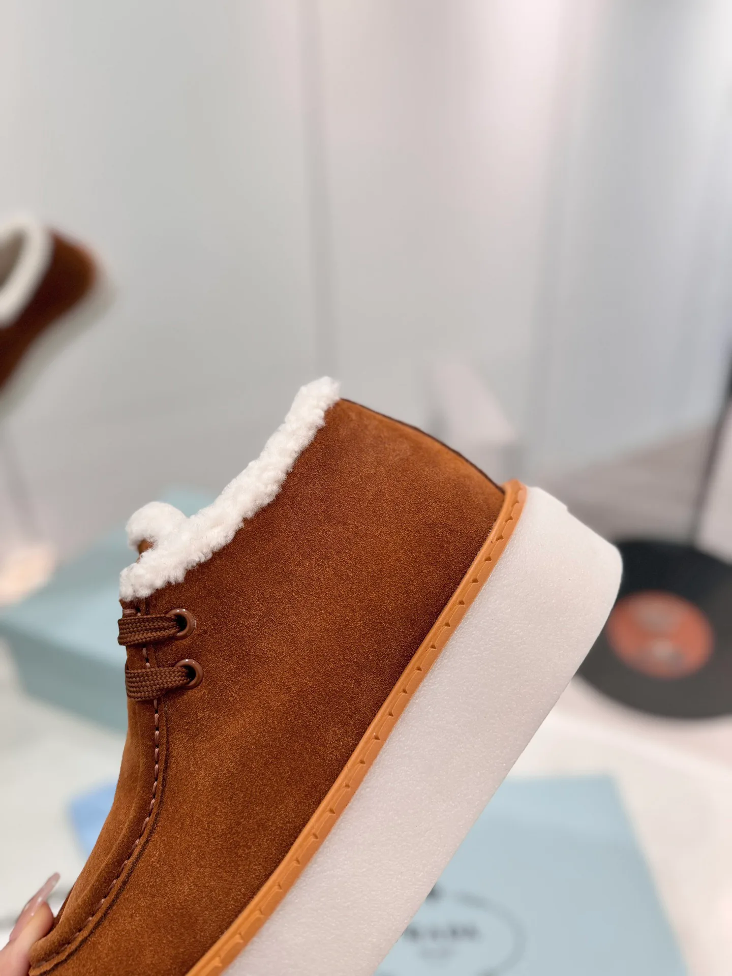 Угги Женские Prada 19047322