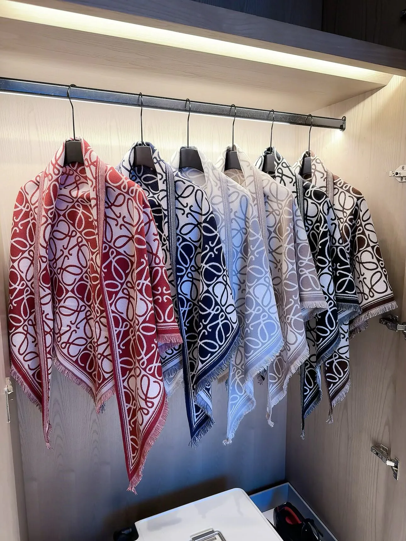 Шарфы Loewe 18002853