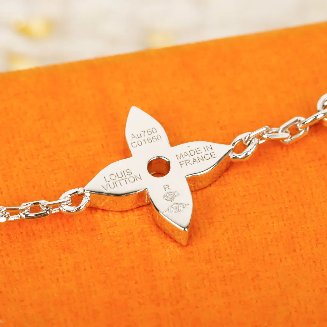 Бижутерия Louis Vuitton 151555