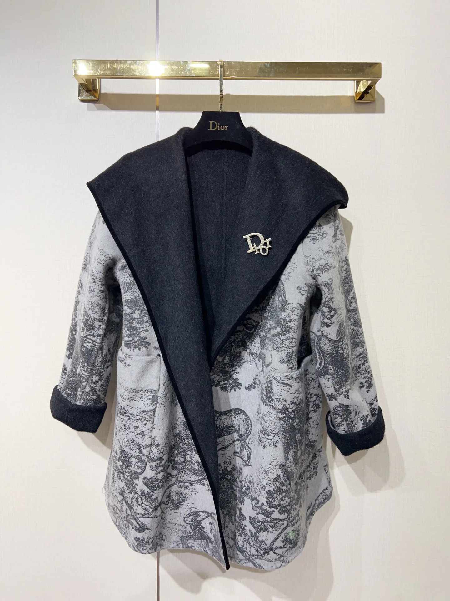 Пальто Женские Christian Dior 19042300