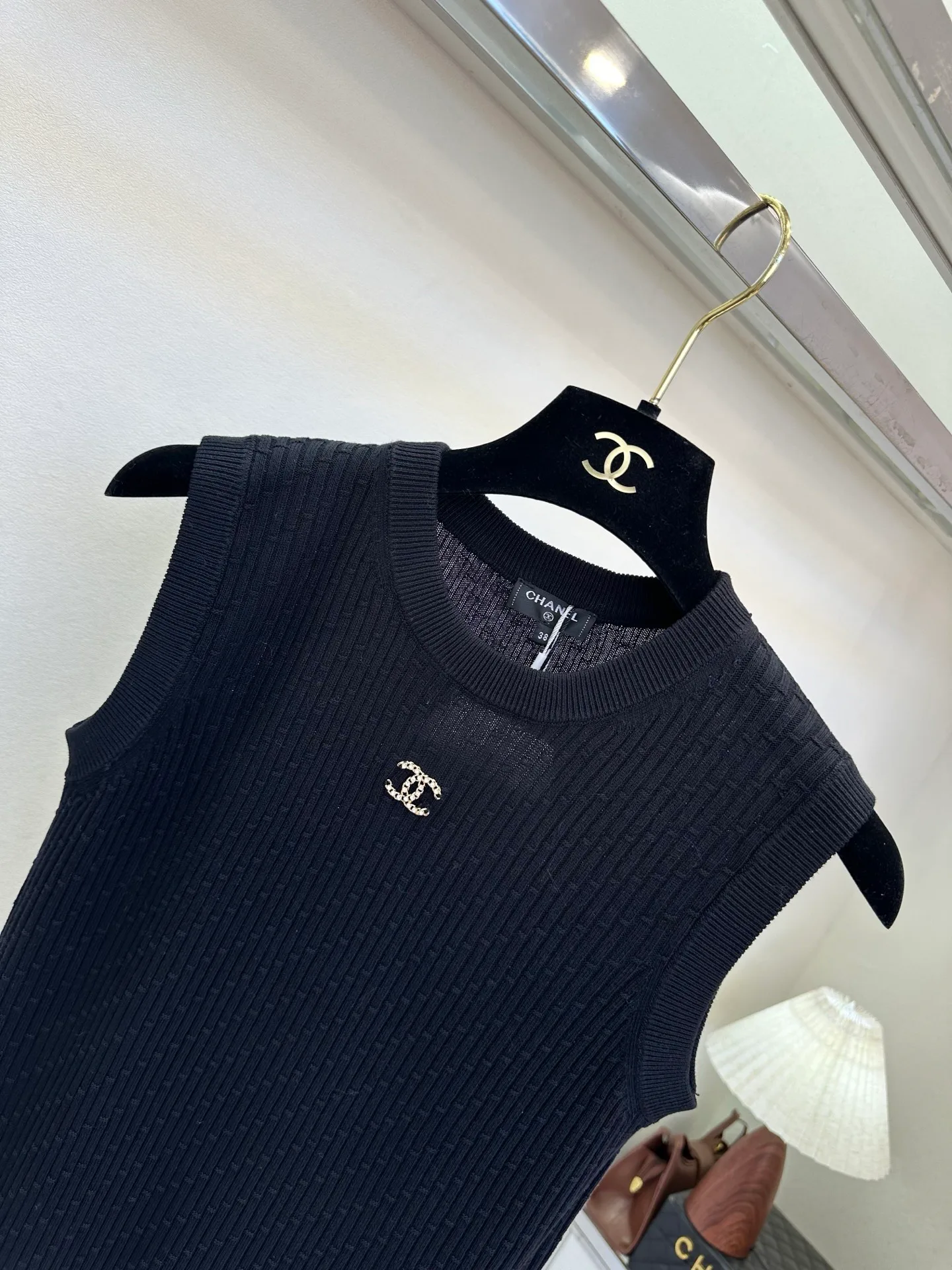 Жилеты Женские Chanel 11540338